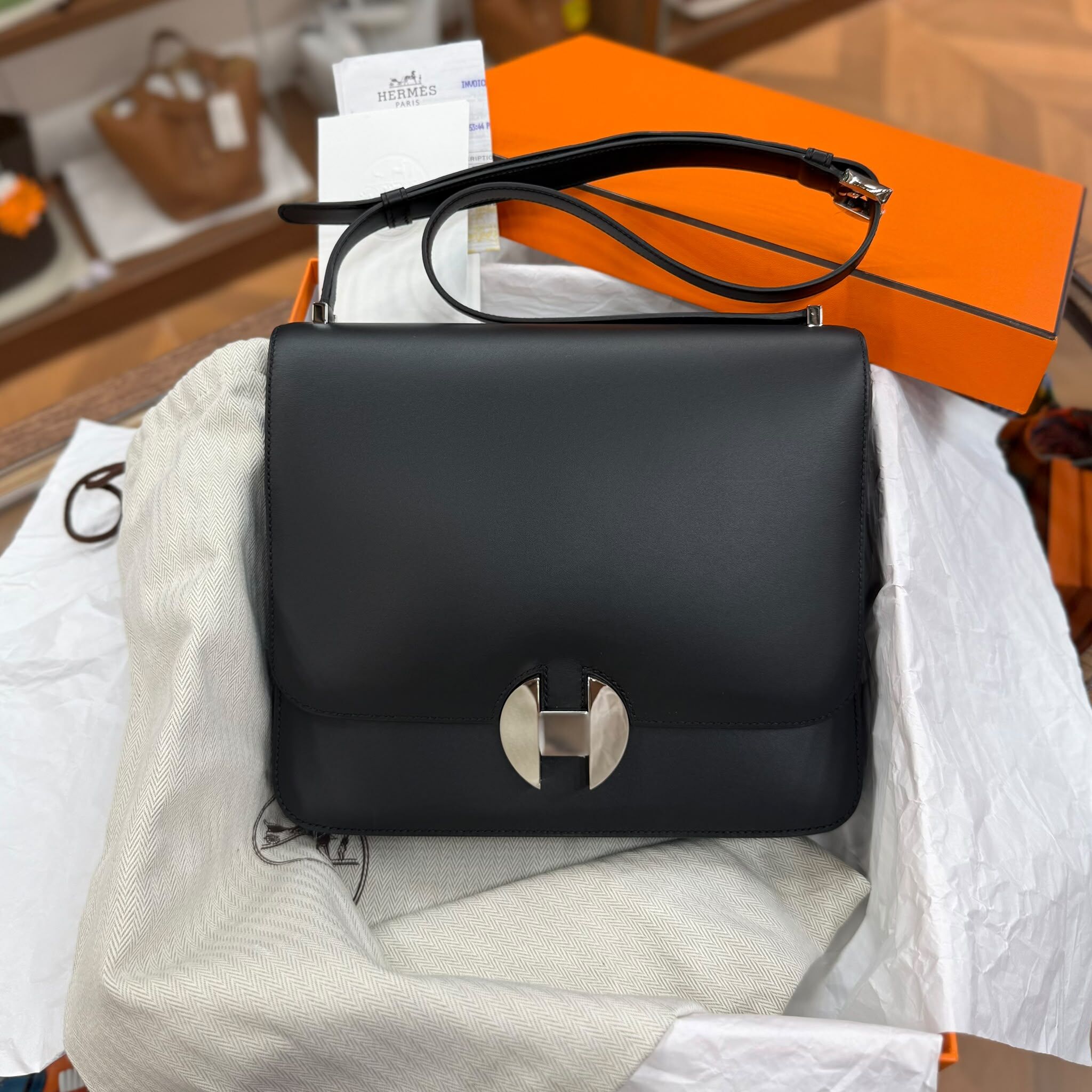 閑置未使用品 HERMES 2002 26 NOIR PHW SOMBRERO皮 黑色銀扣 STAMP D #愛馬仕