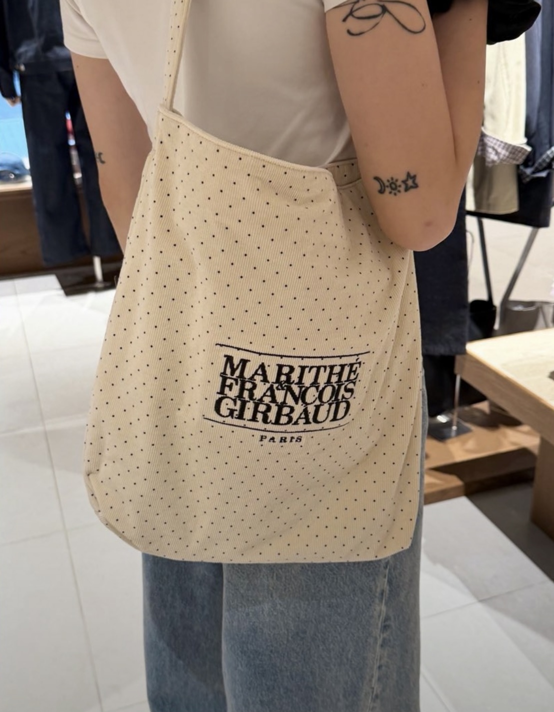 #部分現貨 🇰🇷韓國 MARITHE 經典Logo 燈芯絨 單肩包