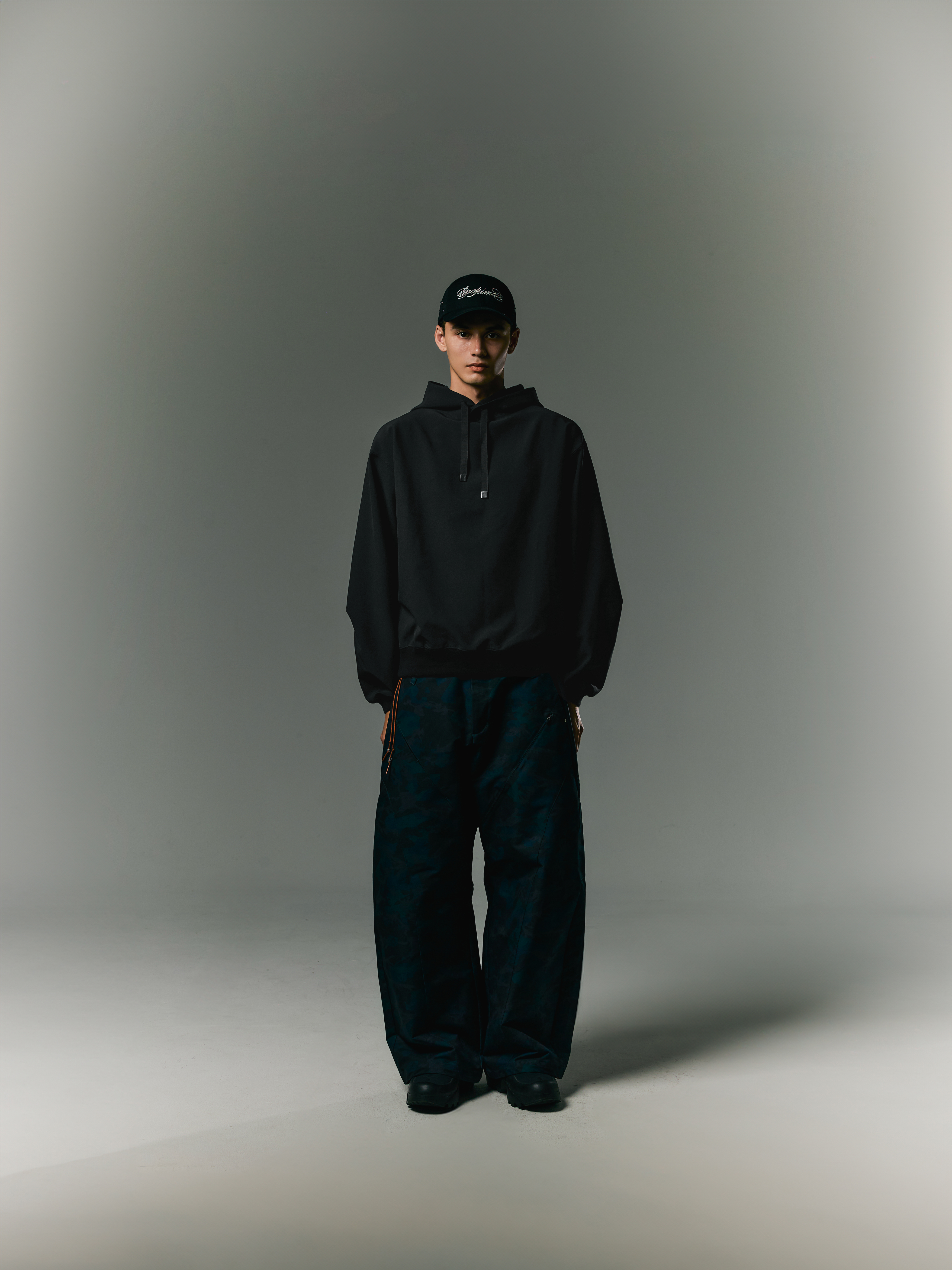 GOOPiMADE  EVD5 定番・寬鬆連帽衫 - Black