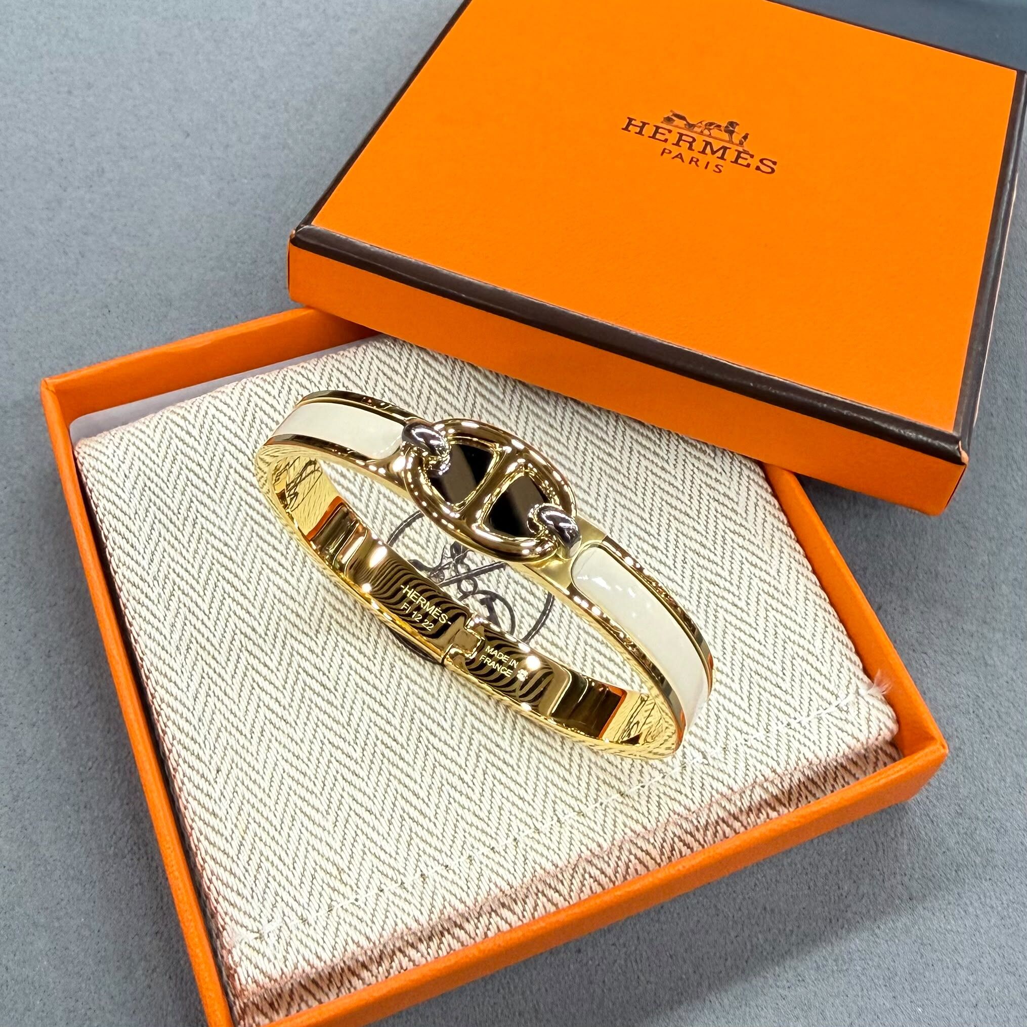 閑置品 HERMES BRACELET PM 奶油白金扣豬鼻扣 #愛馬仕手鐲