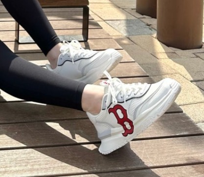 KR MLB B字LOGO 波鞋,OUTLET 款式有機會冇鞋盒,完美主義者,請勿下單(K269 MLB646)