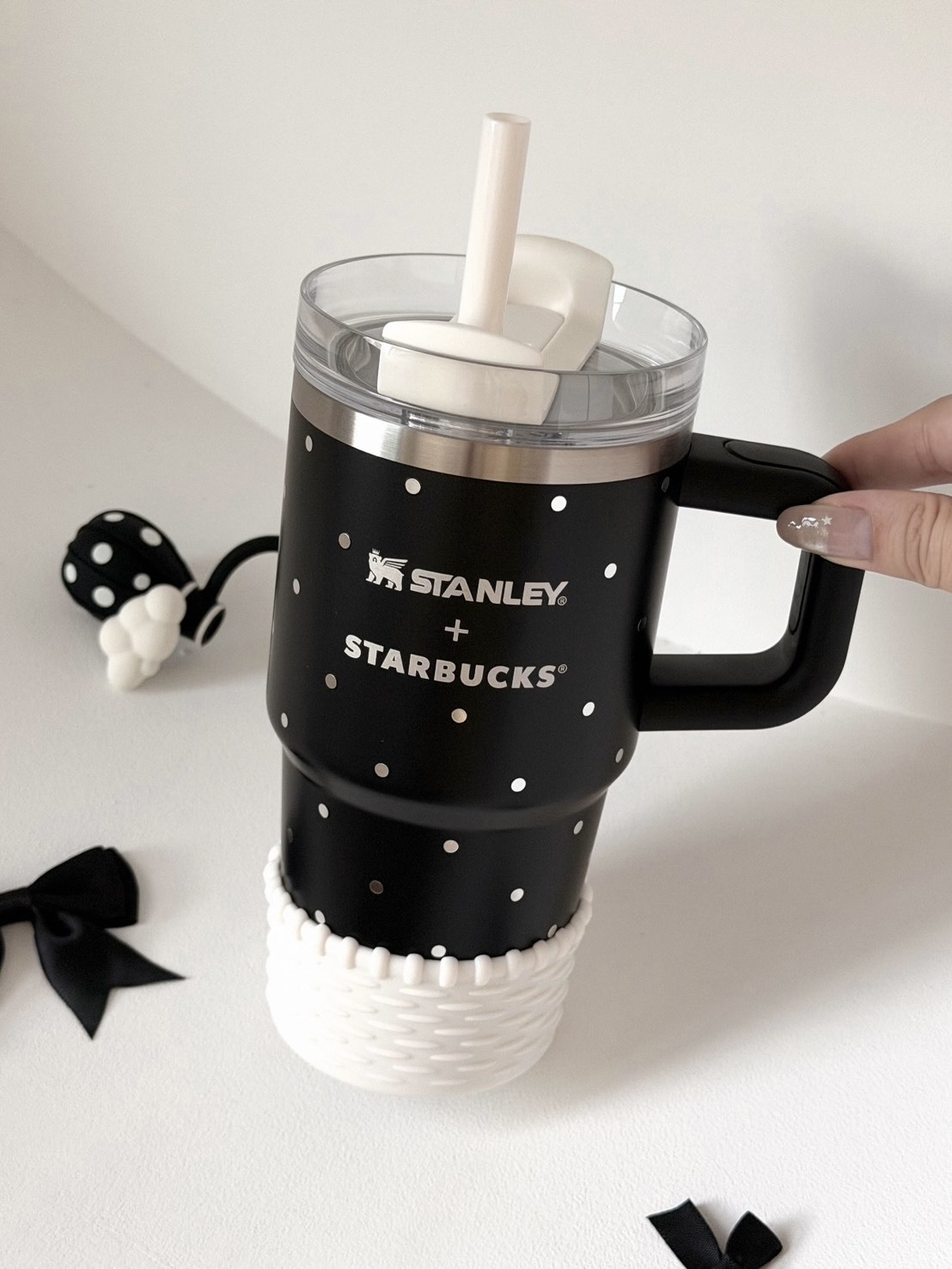 星巴克 STARBUCKS ×STANLEY 聯名款 波點系列 保溫杯 591ML 吸管杯 帶防塵套