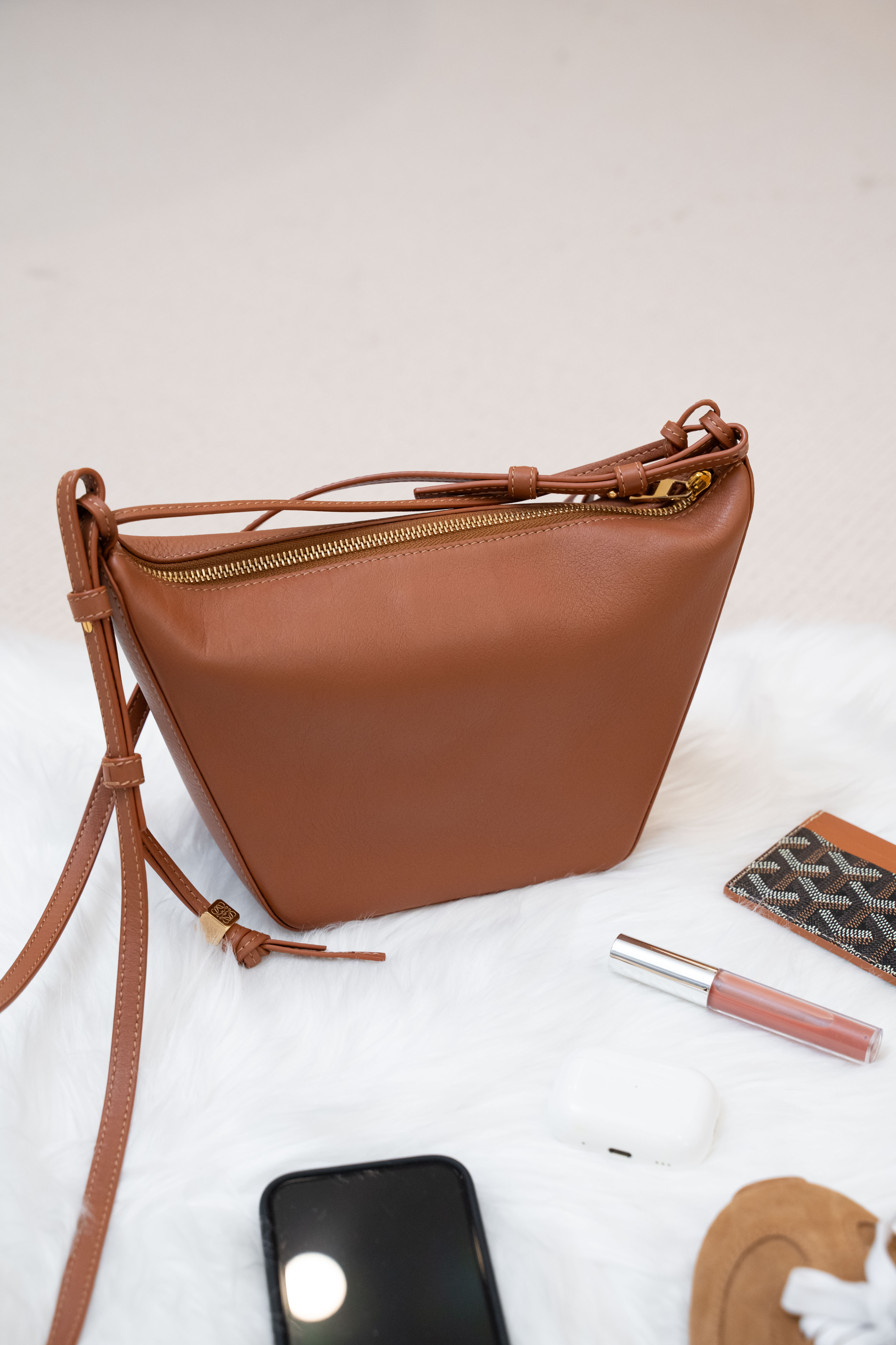 【99新】Loewe mini Hammock Hobo Tan 焦糖色腋下袋