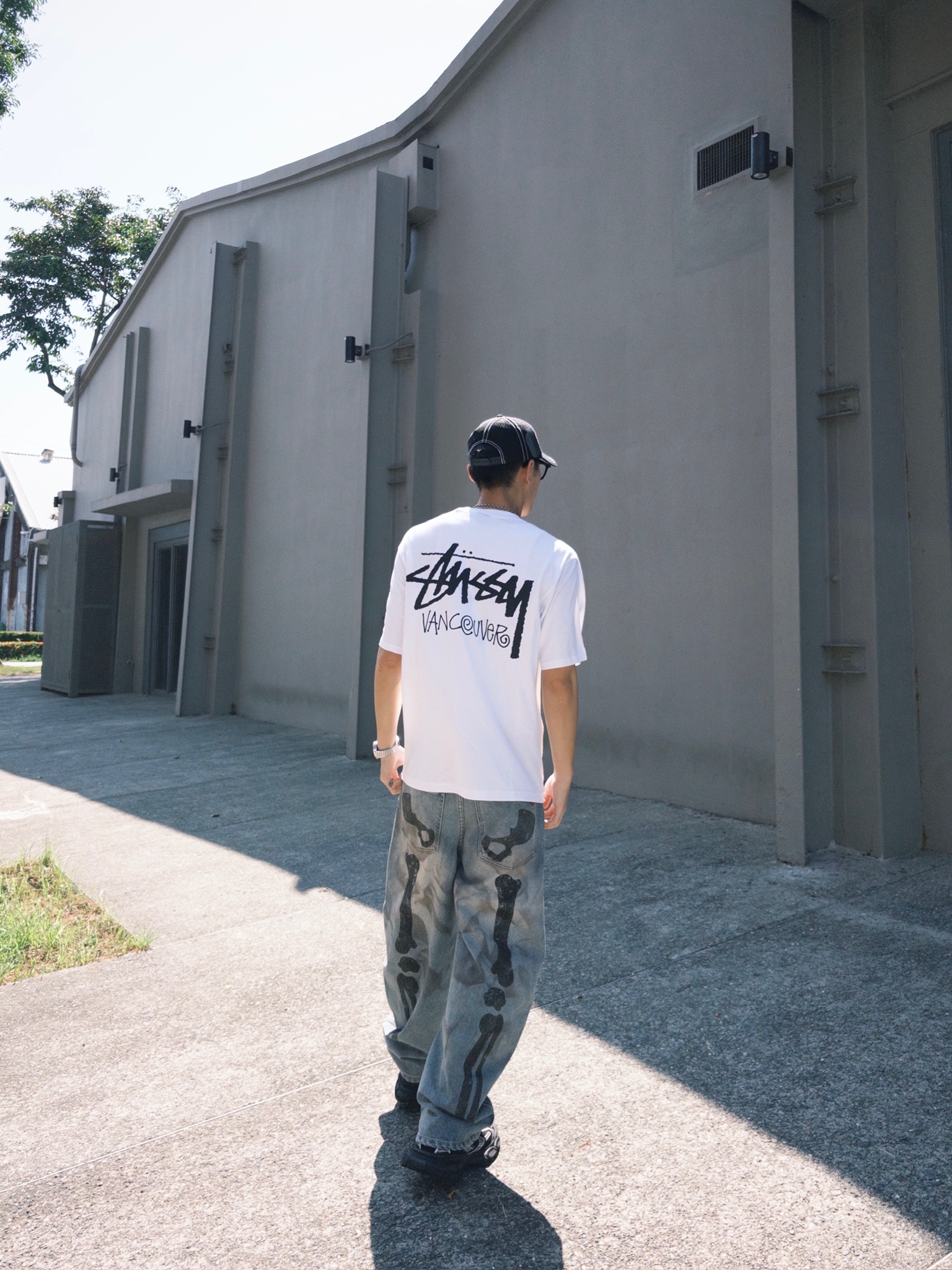 Stussy Stock Vancouver Tee 溫哥華限定 短Tee 黑/白