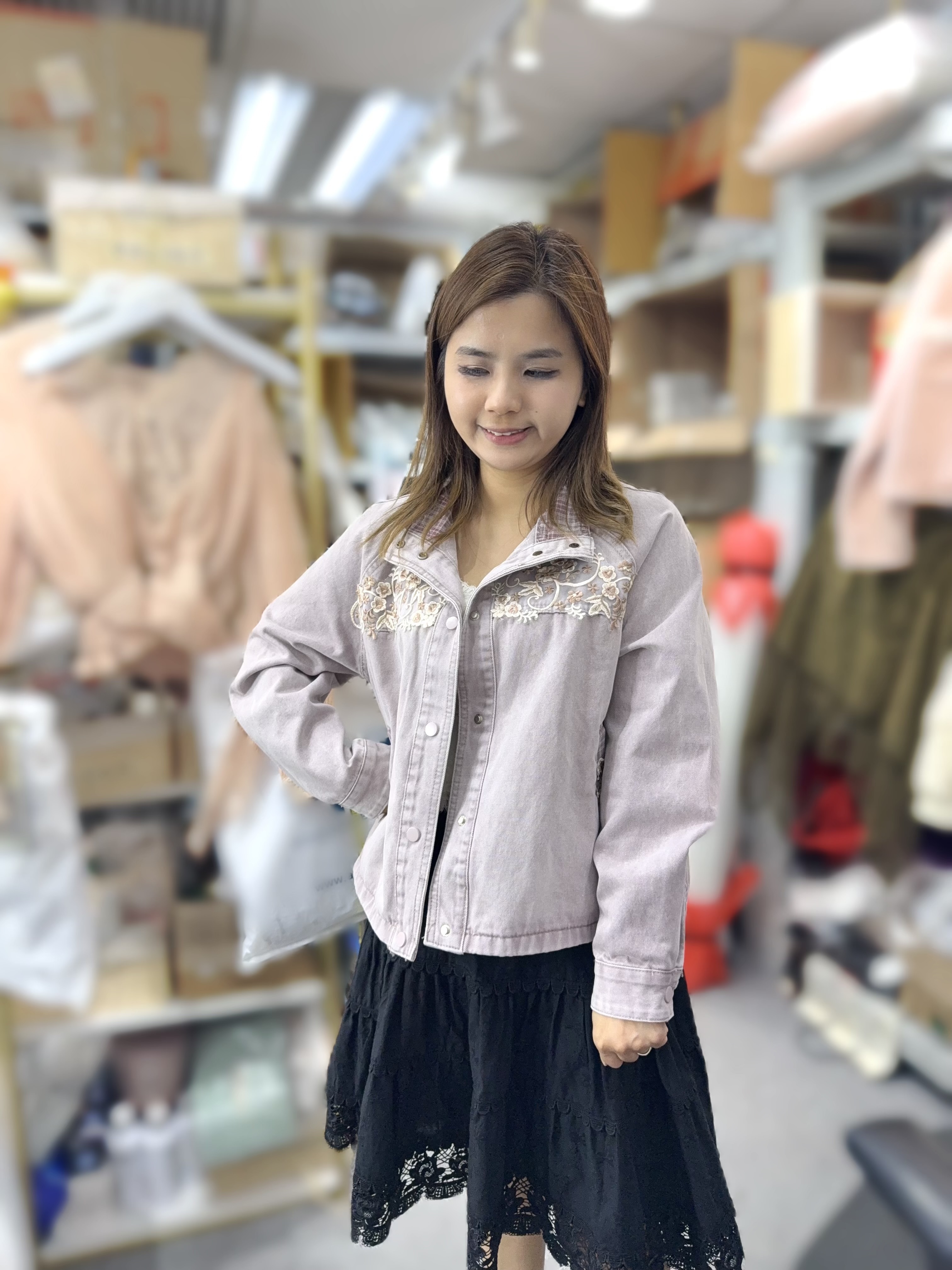 DE28 胸43 長21 $449