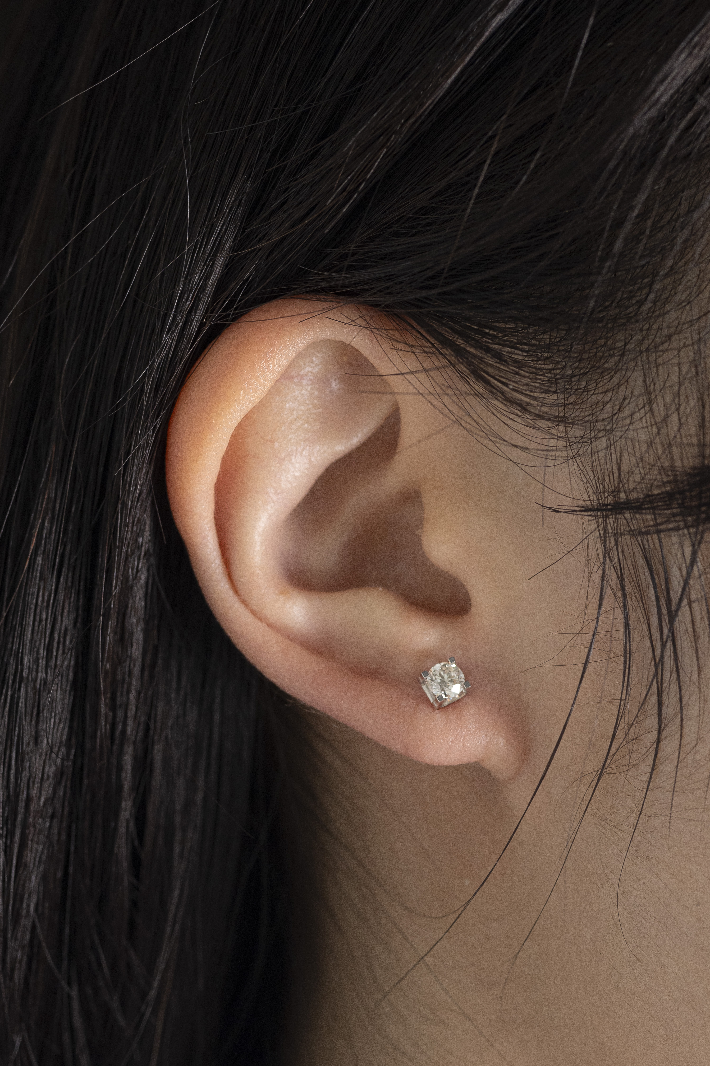 18K 0.60ct Essential Diamond Earrings