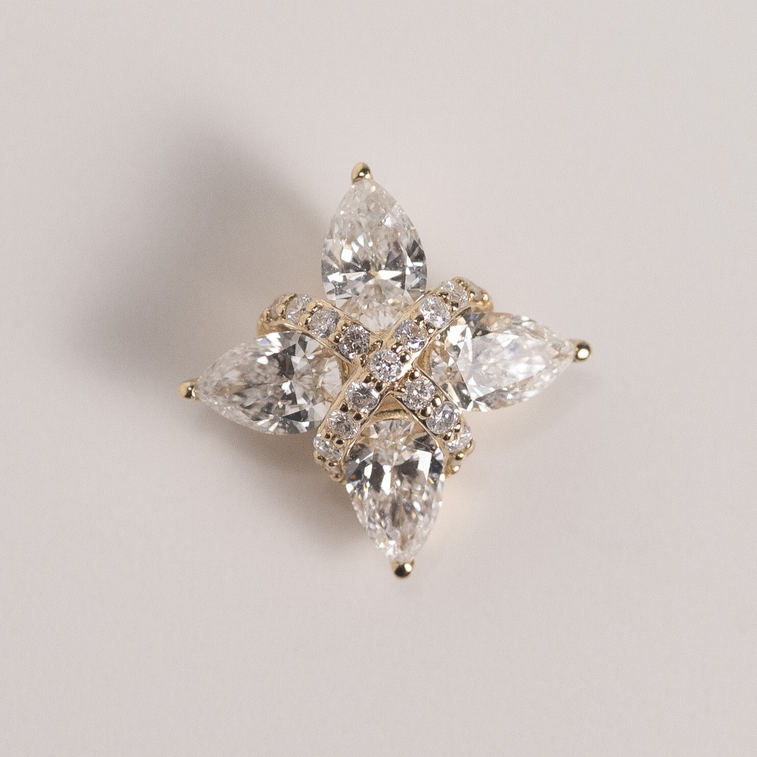 18K Pave Diamond Butterfly Diamond Pendant