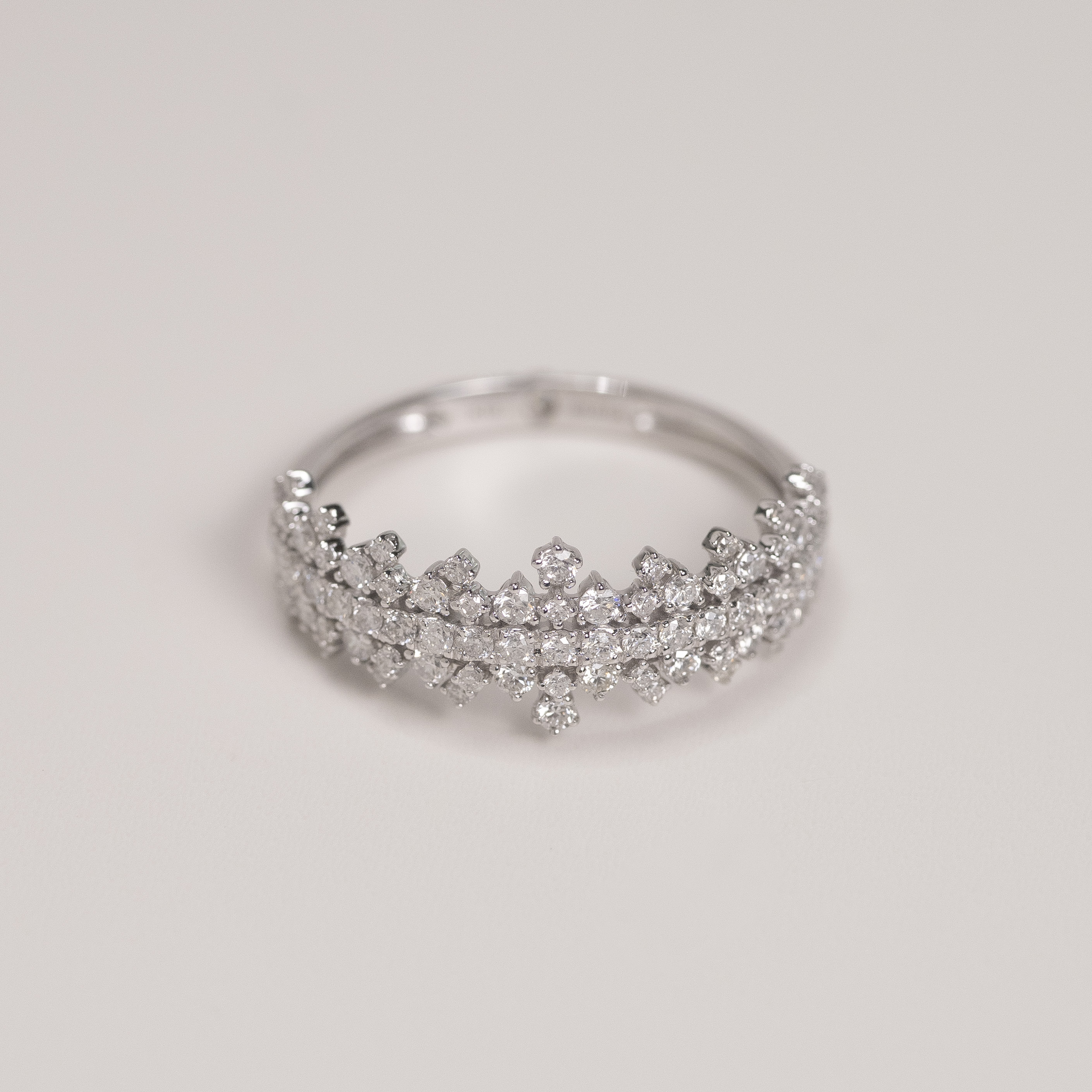 18K Crown Diamond Ring