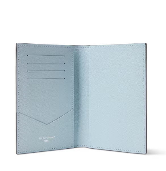 Louis Vuitton Monogram Starry Night Passport Cover Holder 璀璨星空 雪花印花護照套