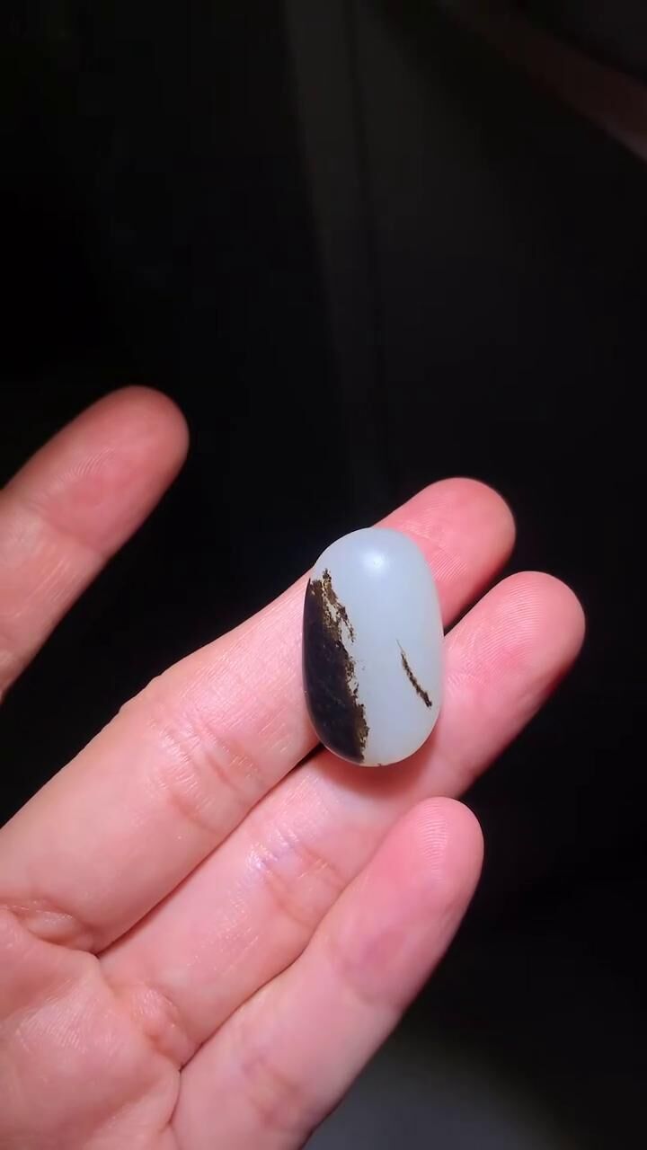 914729 和田玉黑油皮原籽