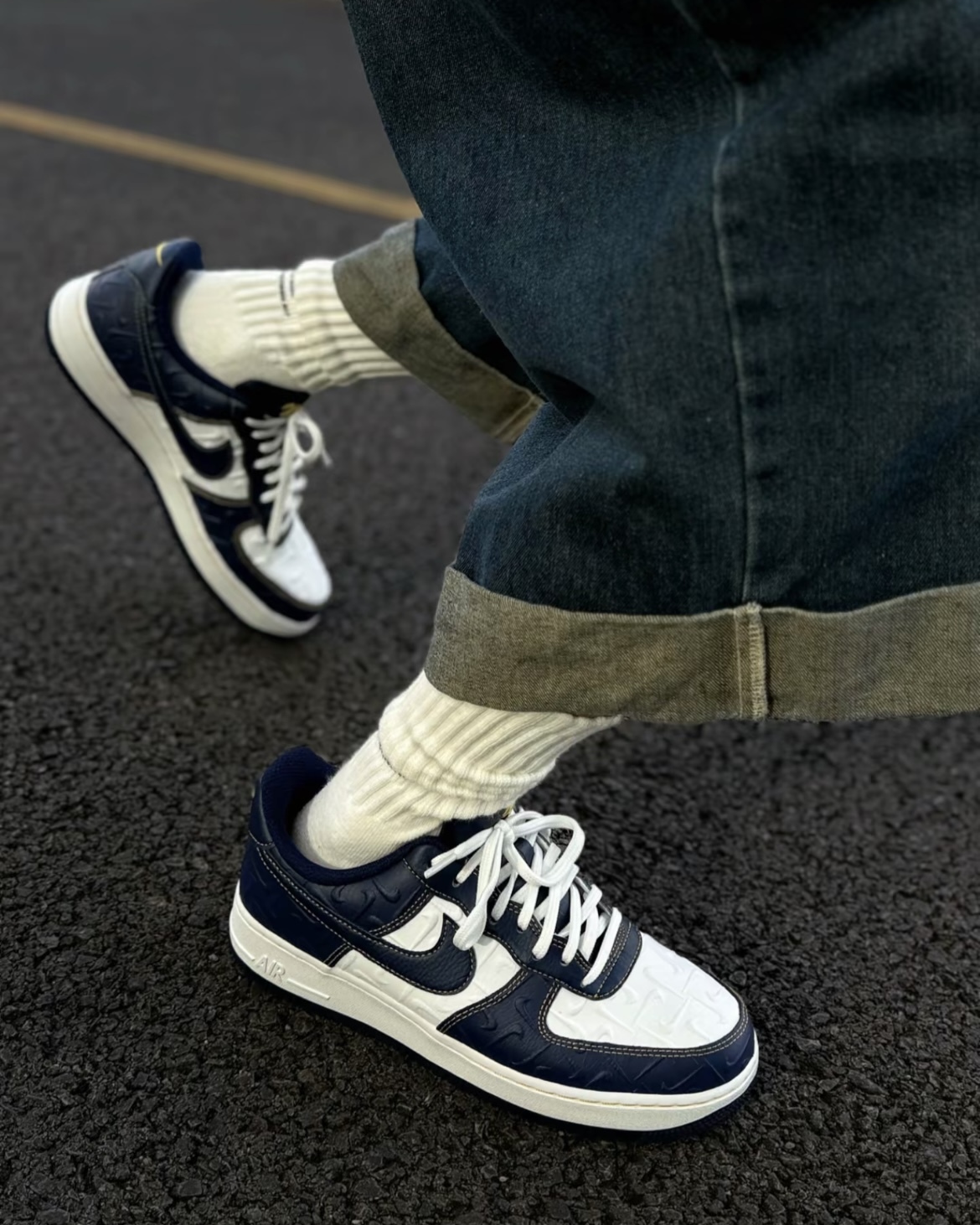 (預訂) Nike Air Force 1 Low - Midnight Navy Mini Swoosh