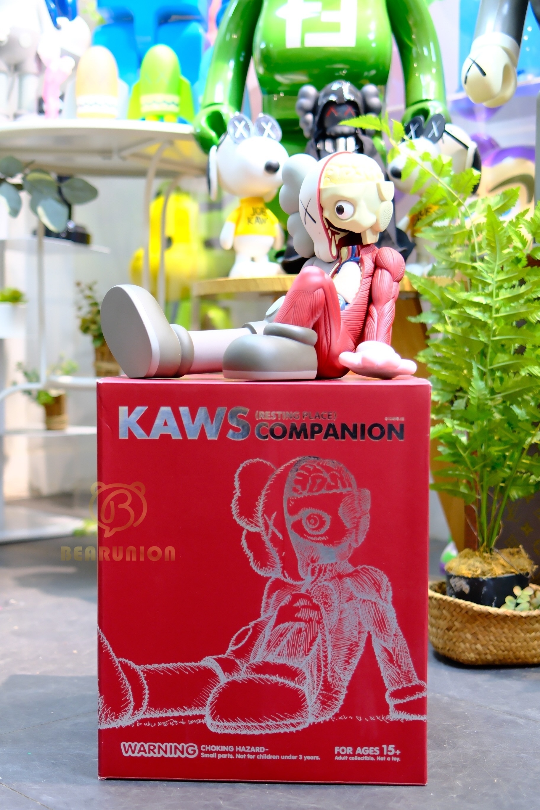 🥇現貨🥇KAWS Resting Place Vinyl Figure Red