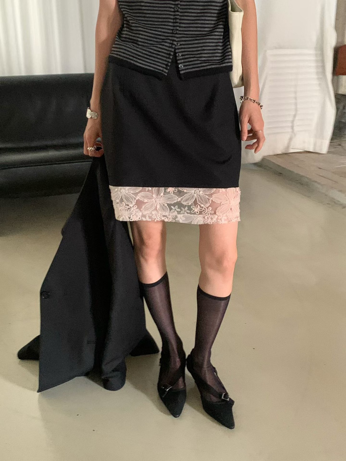 杏花蕾絲邊短裙