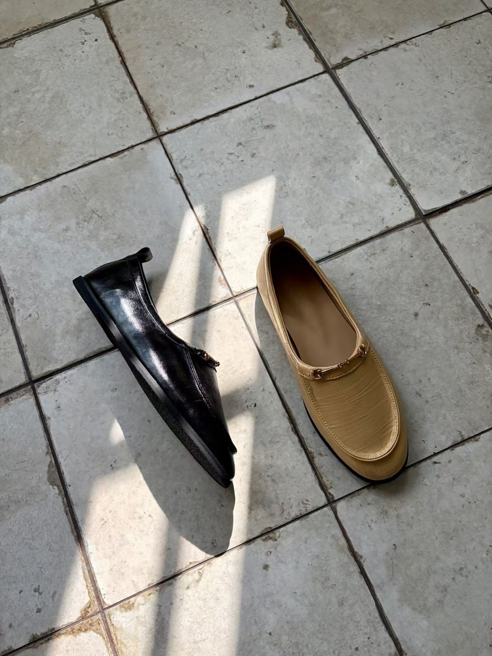 🍂 2026 AW 亮皮金扣 LOAFER 🍂