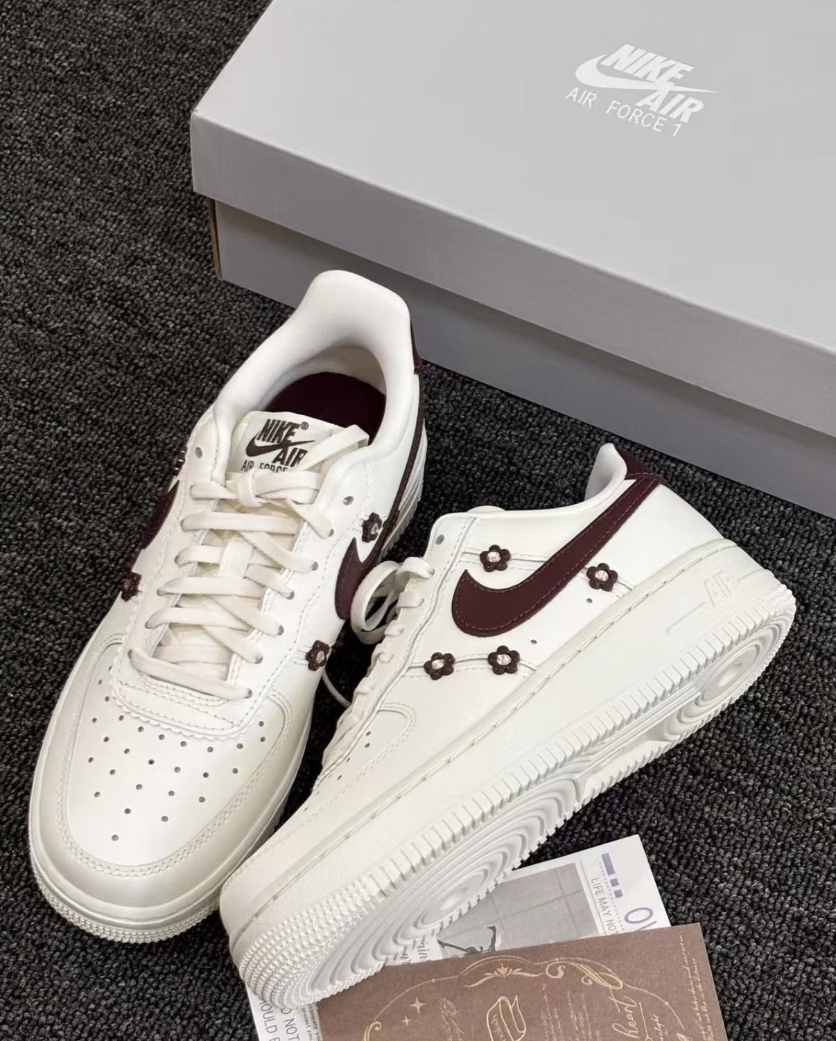 <新品酒紅小花🌹>NIKE AIR FORCE 1 '07 AF1 新款 酒紅棕小花