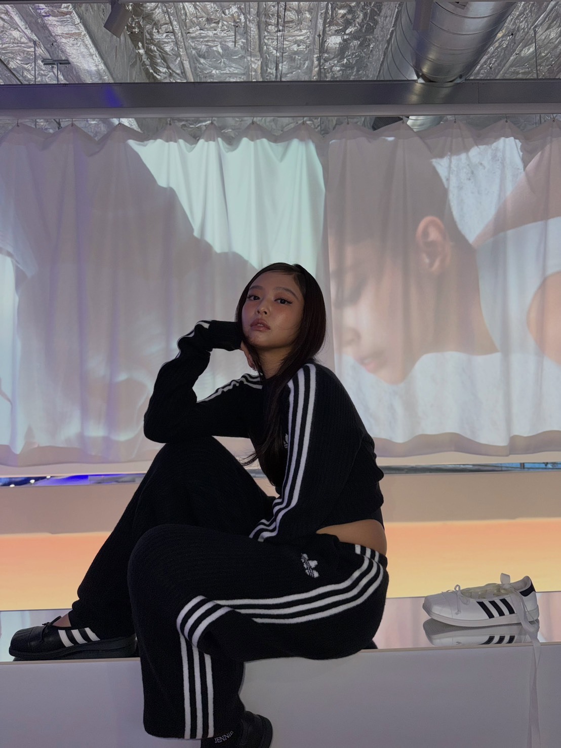 adidas Originals by JENNIE 限定聯名款 針織長袖開襟衫