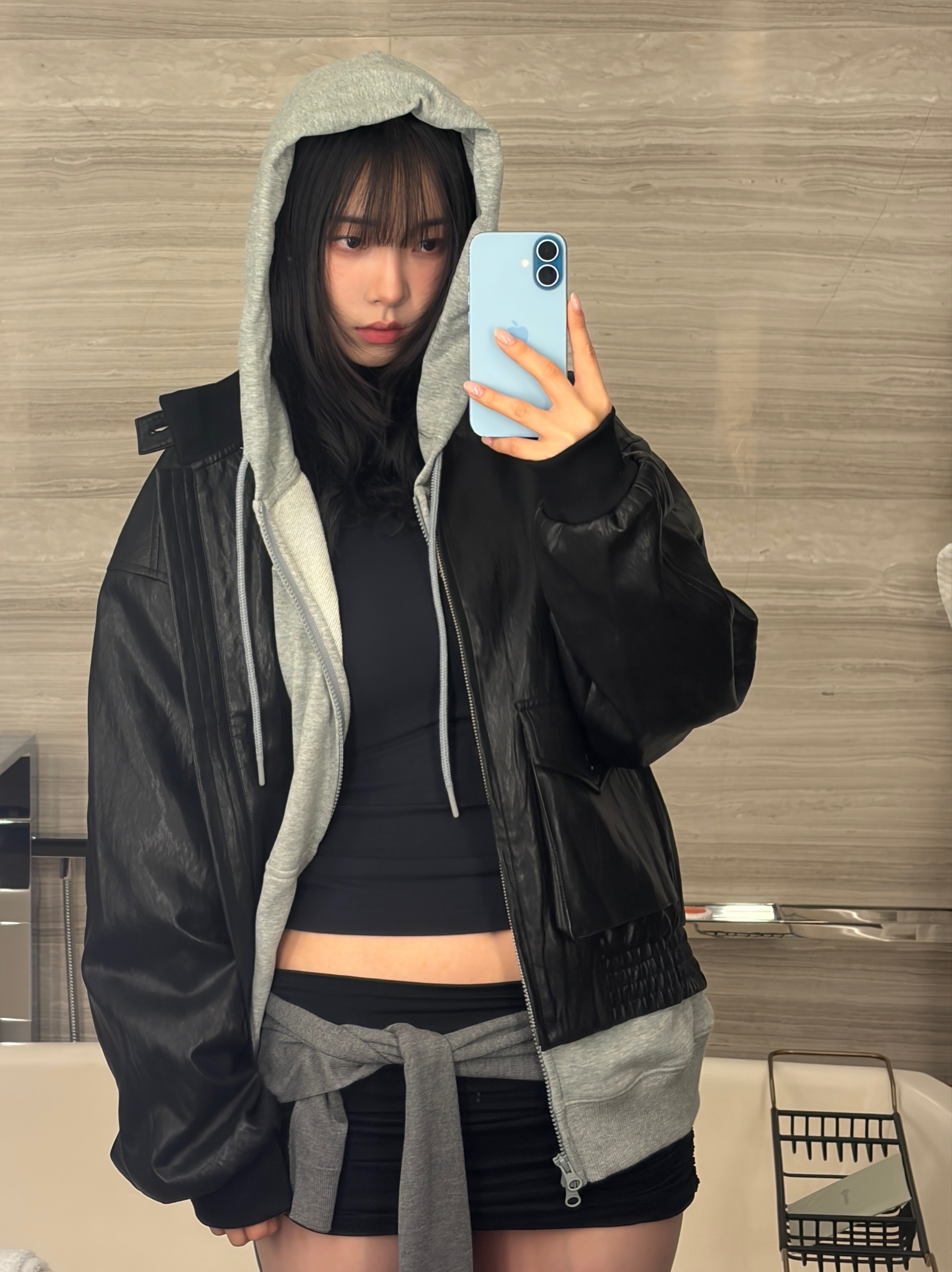 <卡寶同款> 韓國 MOOD INSIDE Util Leather Web Jacket 特殊光澤 雙拉鍊 皮衣 外套 黑色