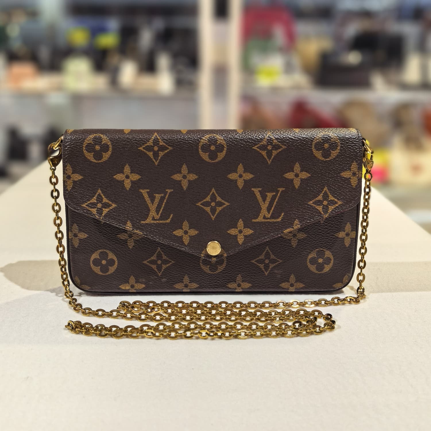 99%NEW二手LV斜背袋/鏈條包 ,M61276,@晶片, FÉLICIE POCHETTE ,Monogram,塗層帆布, #香榭站正品