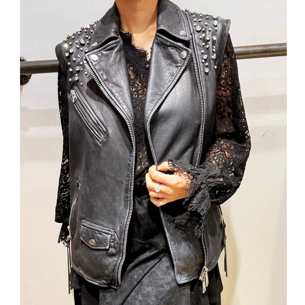 HOT-CCG0926-023 BILLIE EMB GILET W002LA S碼 (A23)