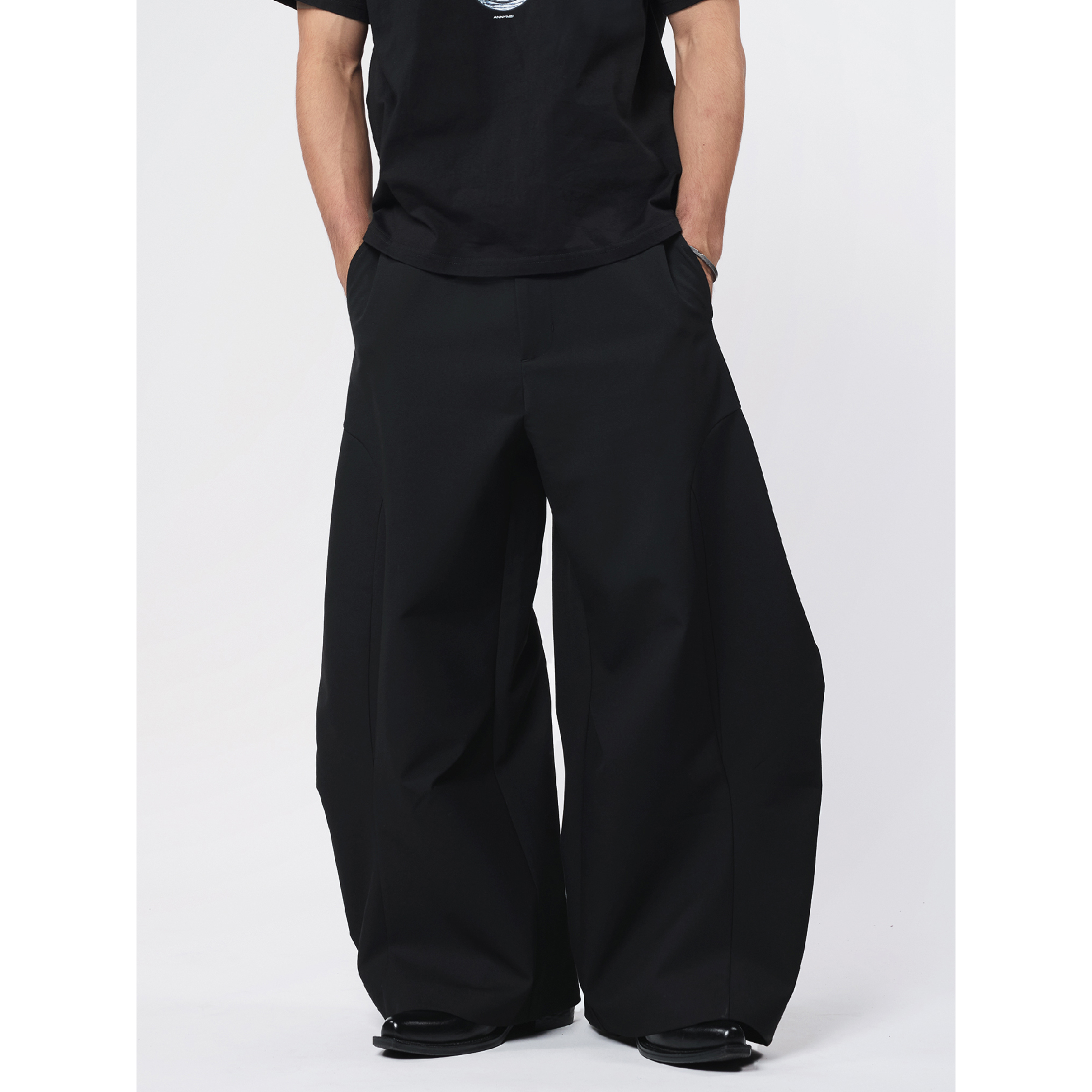 Anonymous Talking Wide-Leg Trousers 壓褶闊腿長褲