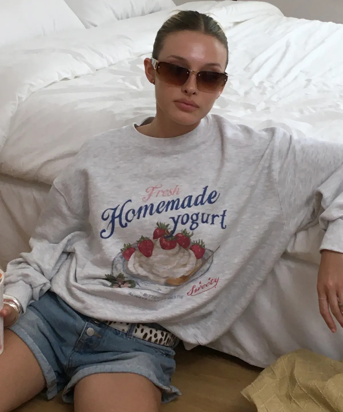 BITTER CELLS Vintage Greek Sweat Shirt