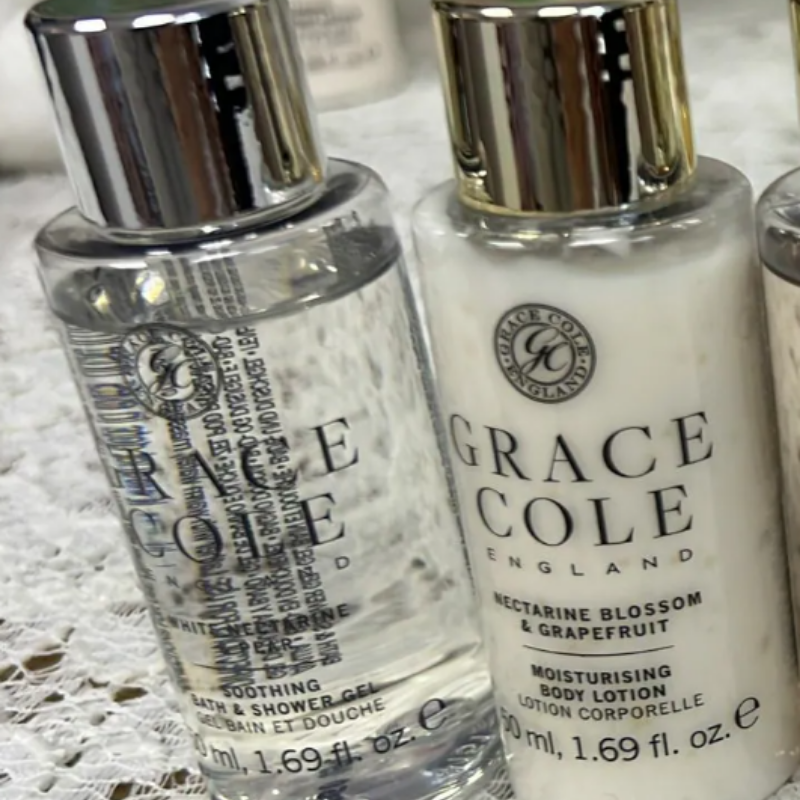 HOT-CCG0926-708 BodyLotion50ml&ShowerGel50ml (C508)