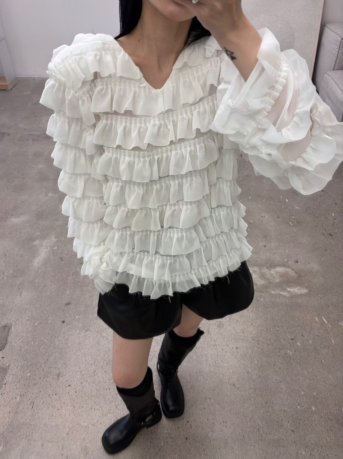 蛋糕紗上衣