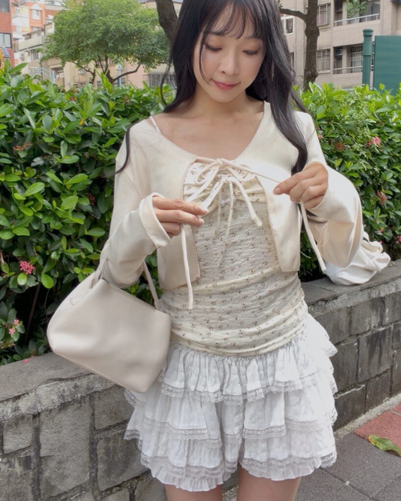 LINA LINA甜美法則綁繩碎花背心外套兩件組-溫柔杏