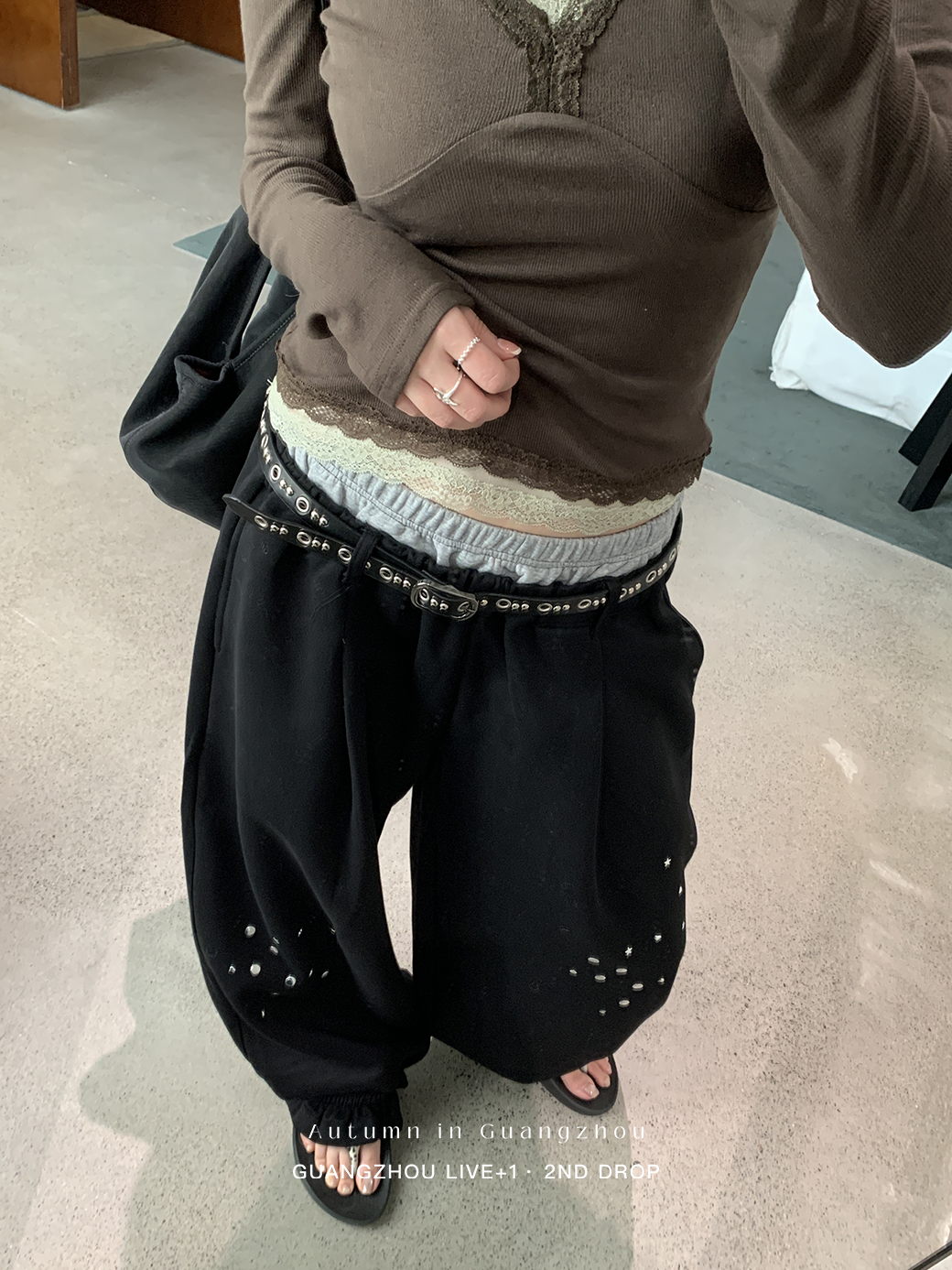(R13)(附皮帶!)酷女孩鉚釘棉褲-1色