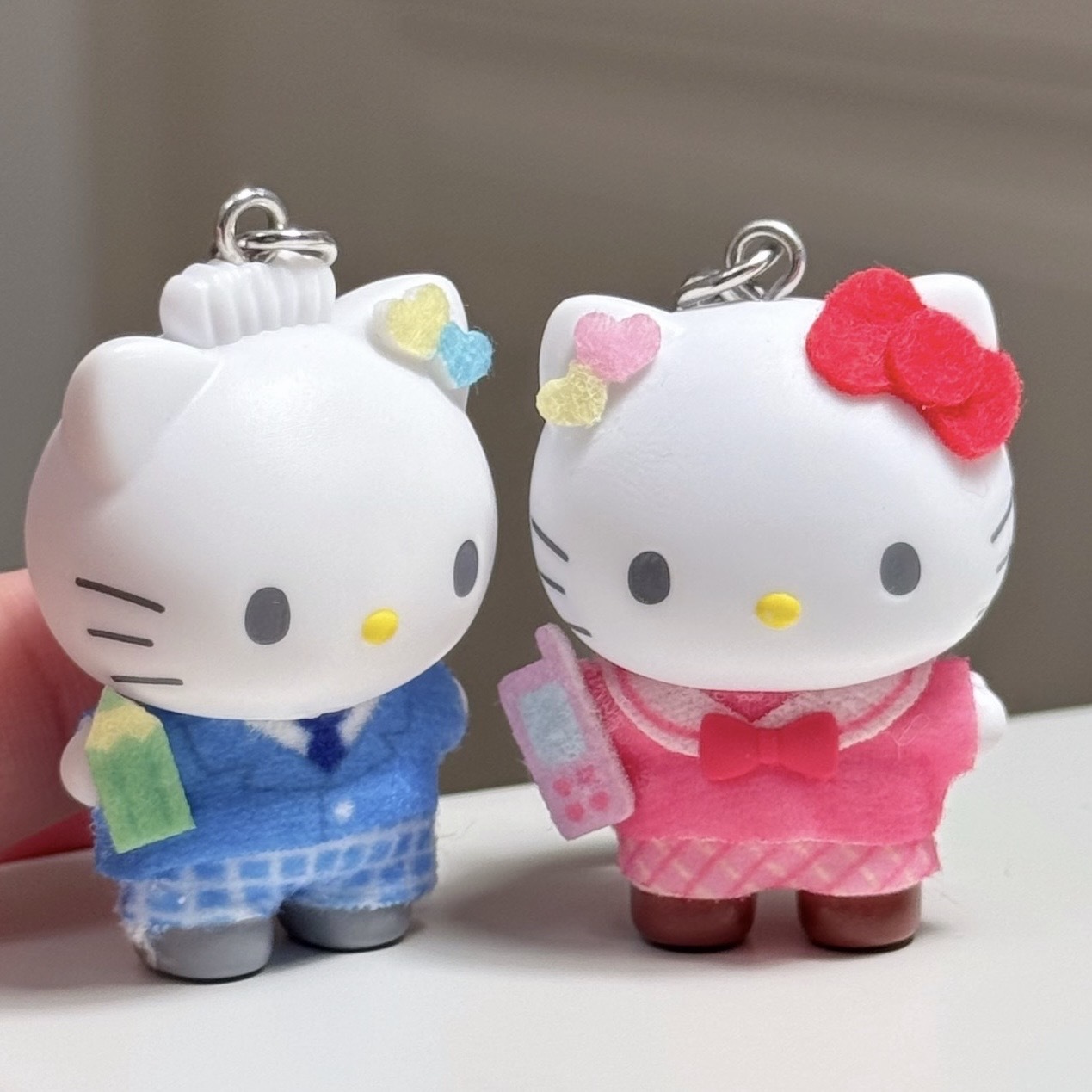 SANRIO 復古手機 制服 盲盒 迷你吊飾 三麗鷗 共八款
