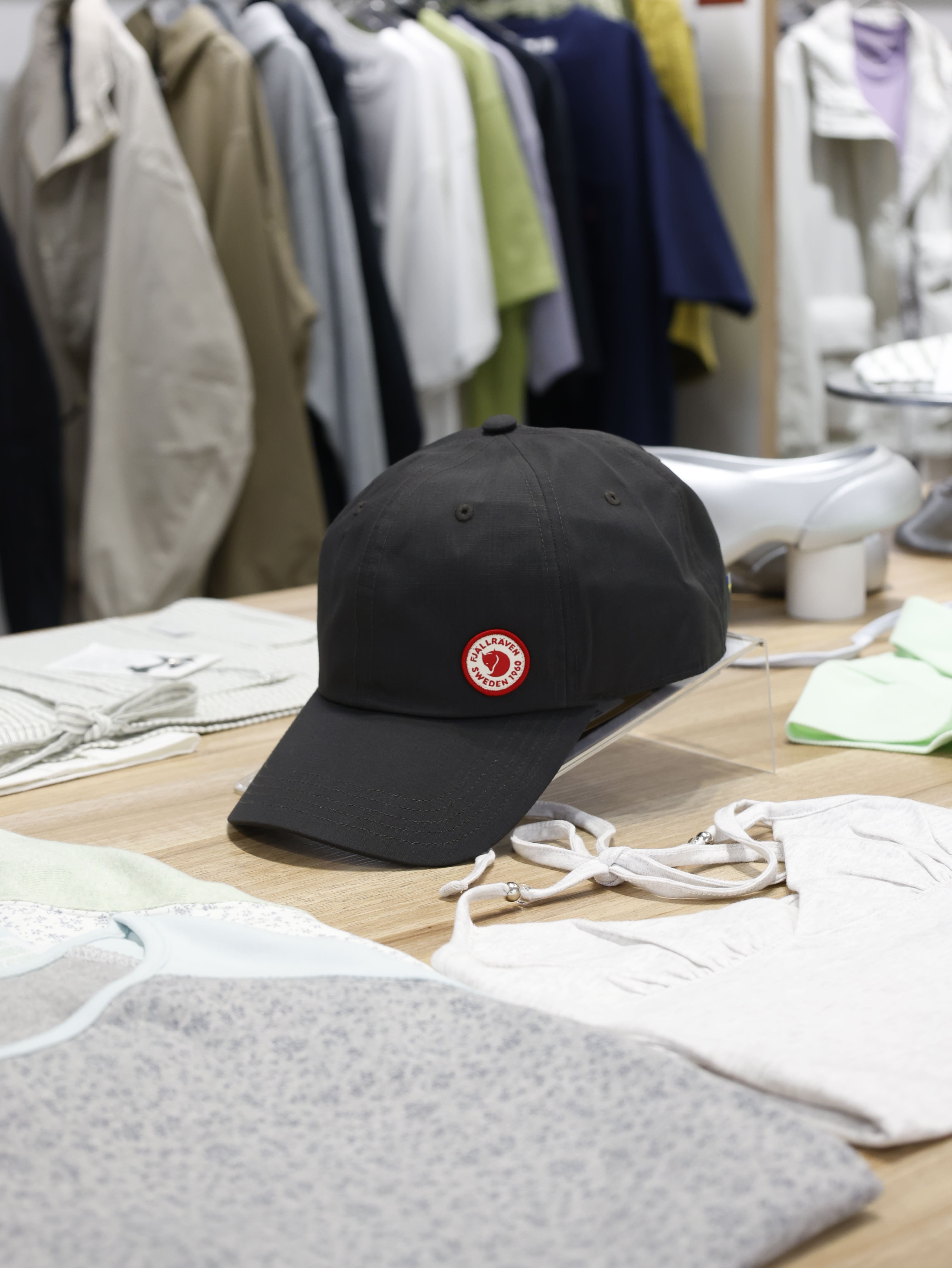 FJALLRAVEN 小狐狸 1960 Logo Cap 棒球帽 FR13100181