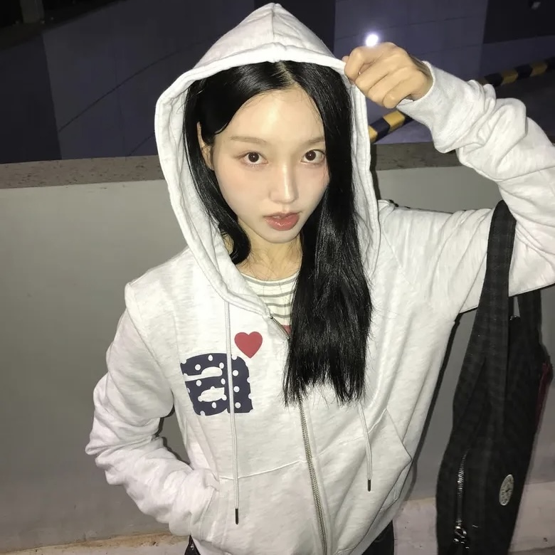 aeae DOT SMALL LETTER CROP HOOD ZIP UP 點點 小字母 短版外套 共六色