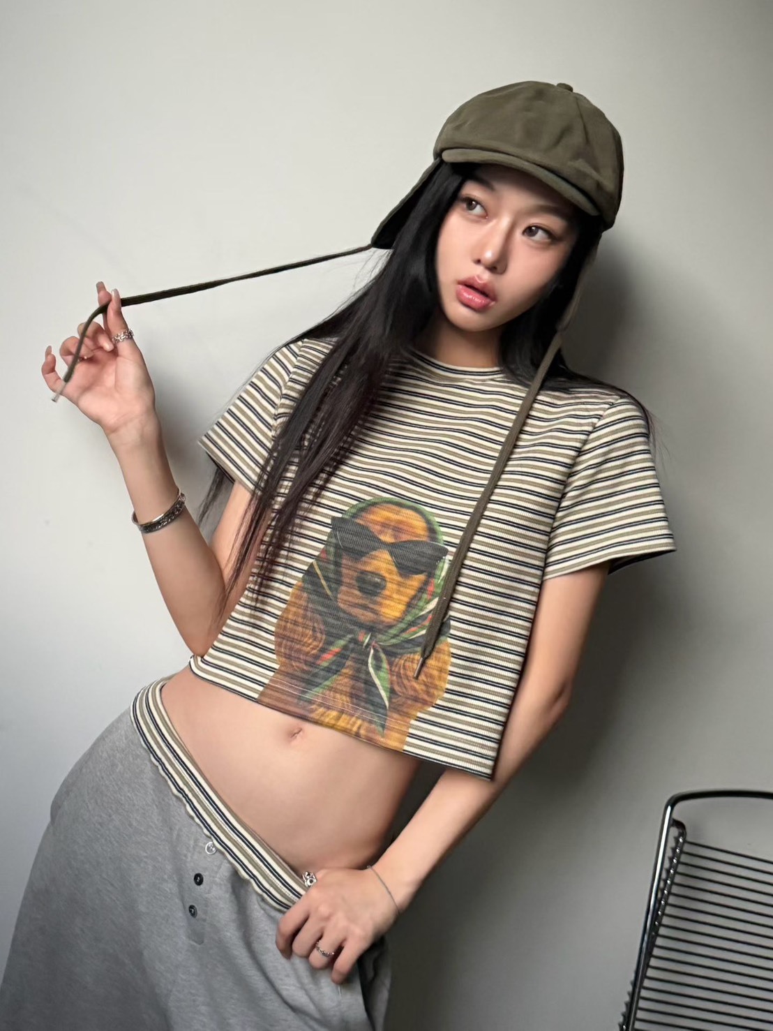 墨鏡頭巾狗狗條紋短版t