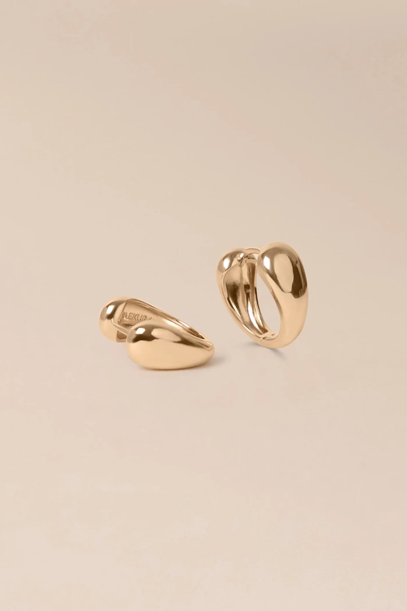 Waekura Earrings Olga (WA207)