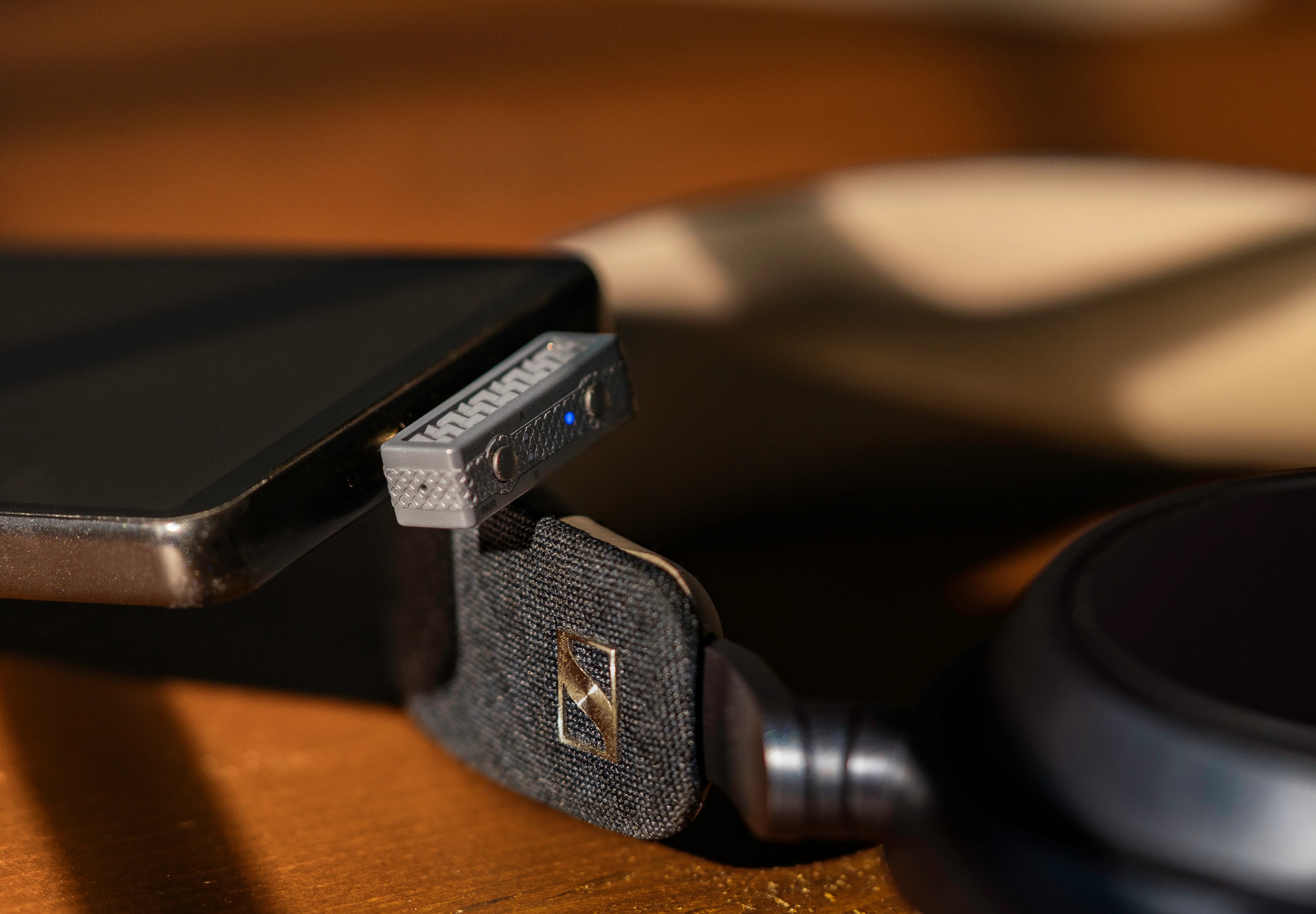 iFi Audio UP PLAY LDAC Bluetooth Transmitter 藍牙發射器 Unlock Your Headphones