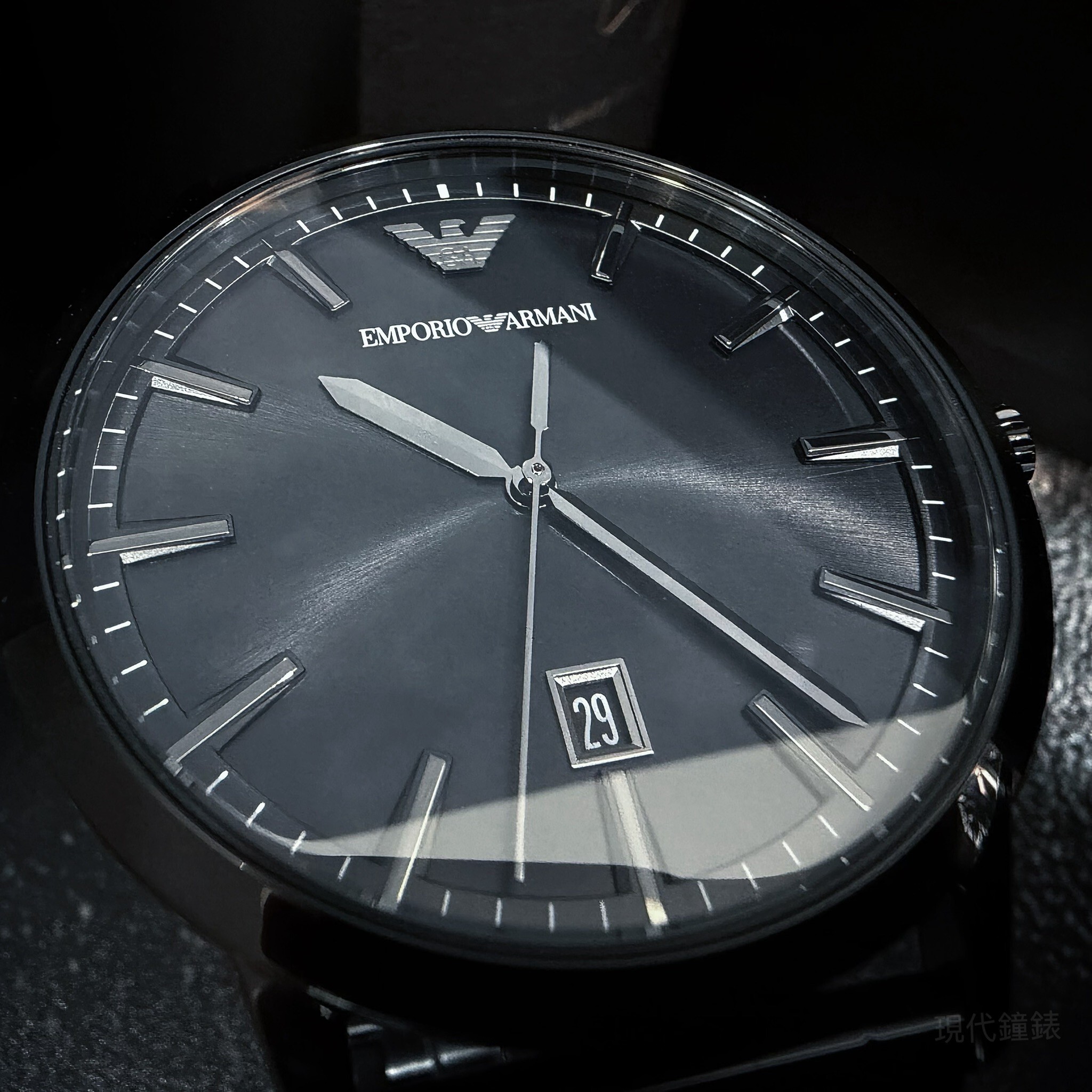【EMPORIO ARMANI 亞曼尼】MARIO 質感爵士黑男腕錶手鍊套組 AR80089SET 43mm 現代鐘錶