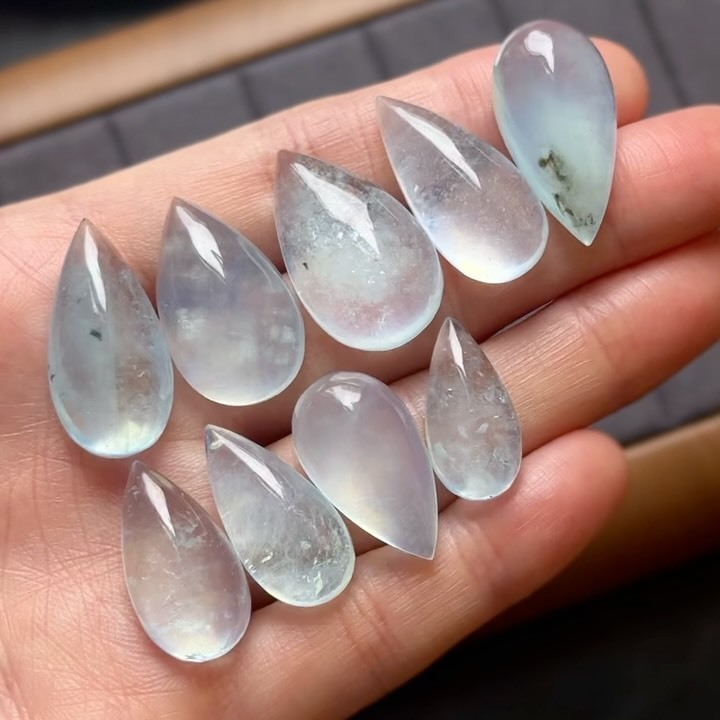 [原石] 冰種海藍寶 水滴墜面 水晶蛋面