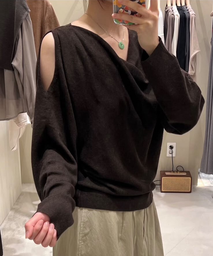 AG35 40%羊毛 胸43-52 長24 $479