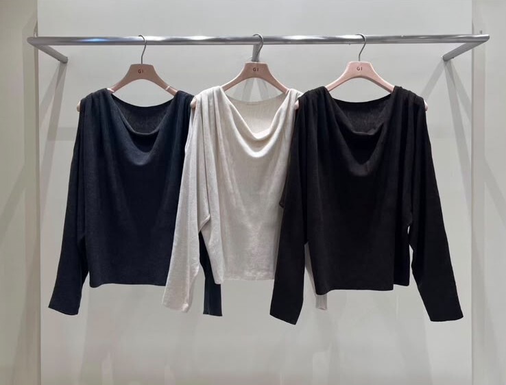 AG35 40%羊毛 胸43-52 長24 $479
