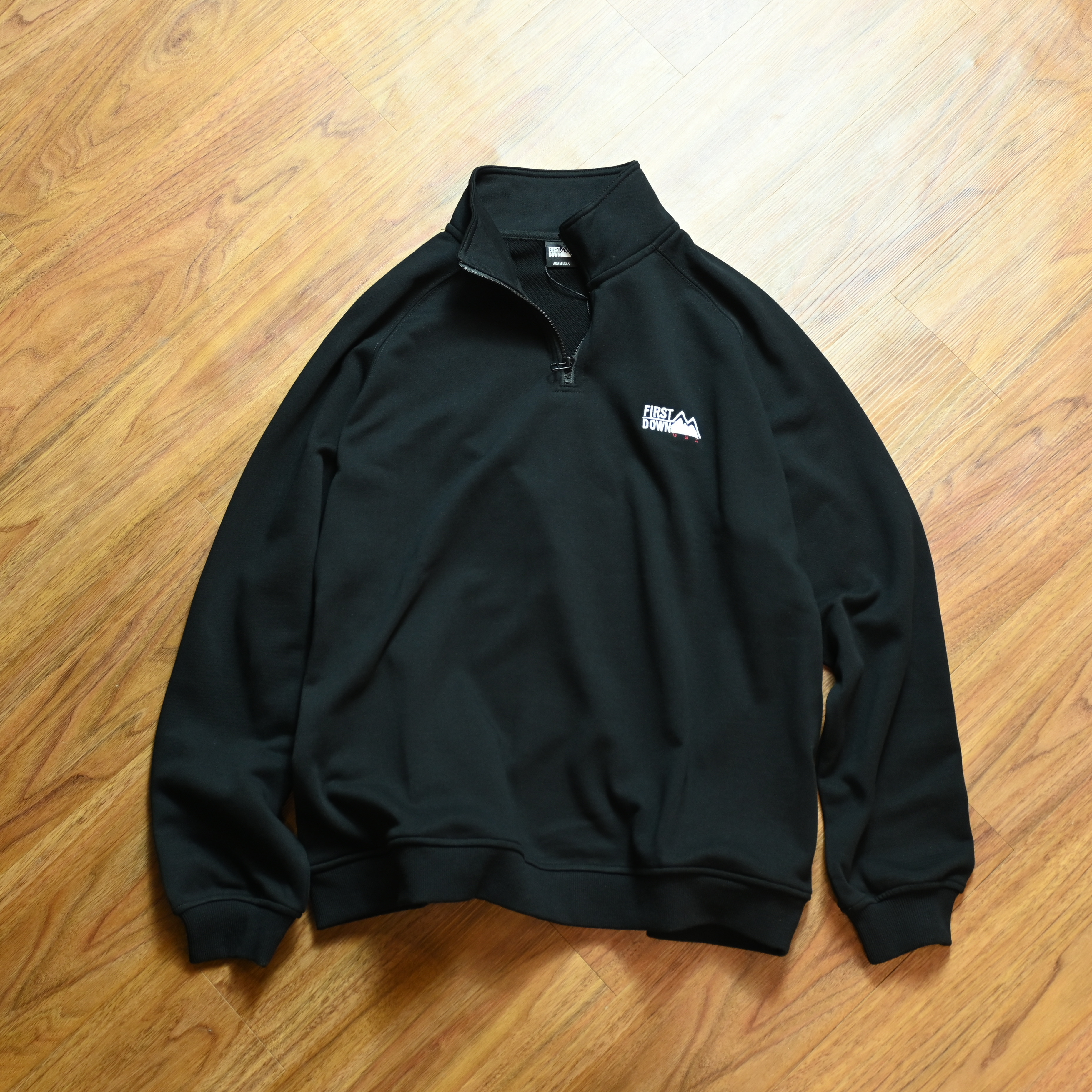 FIRST DOWN USA FIRSTLITE LOGO SWEAT HALFZIP