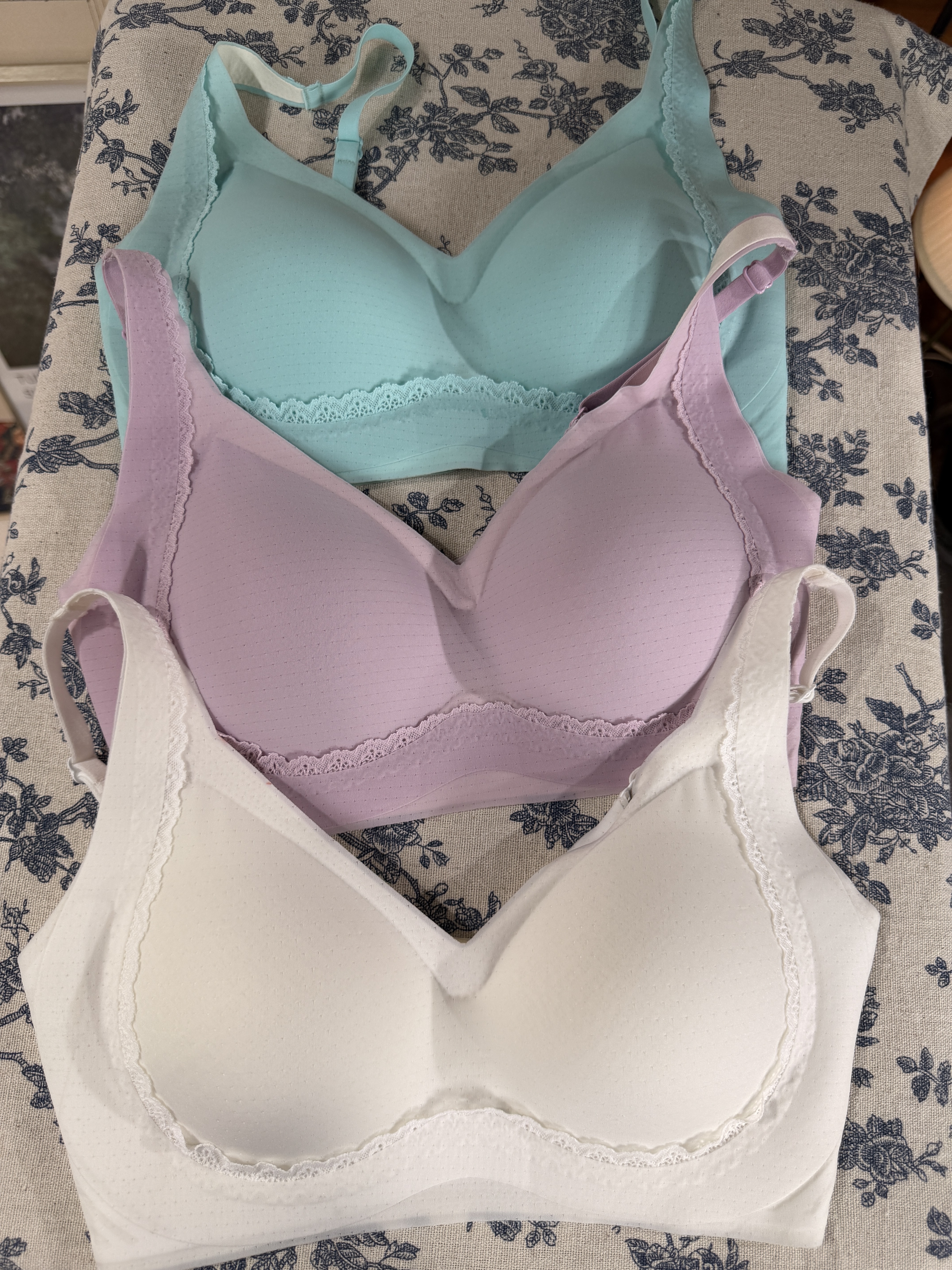 【Jellyme Jelly Bra】冰涼 Icy U Bra｜首度升級 JellyAir Silk™ 真絲・Modal 養膚內襯【買 Bra 送同色養膚內褲】【買3套相同size送一個jelly bra（款式隨機）】【今團5/10.下午5點截單】
