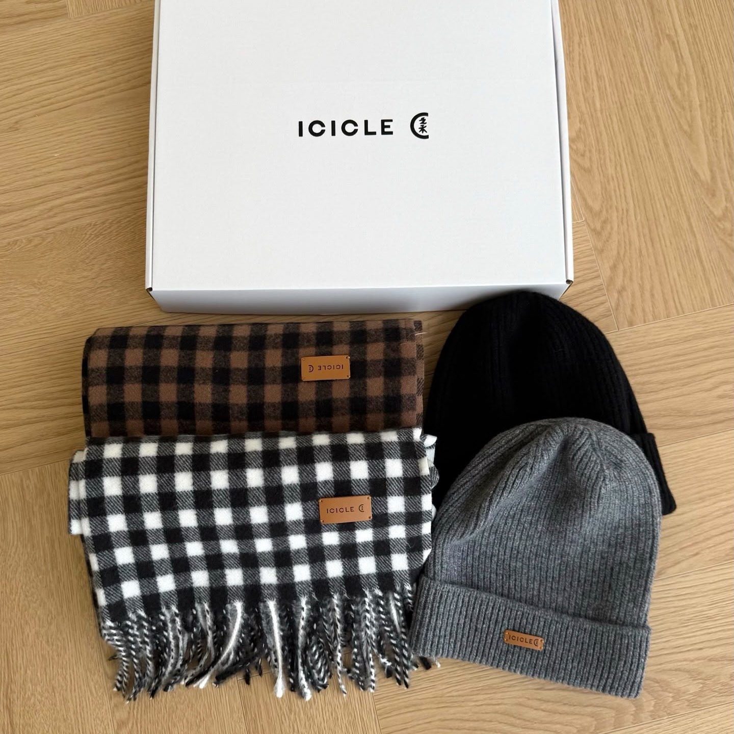 ICICLE羊絨圍巾帽子套裝
