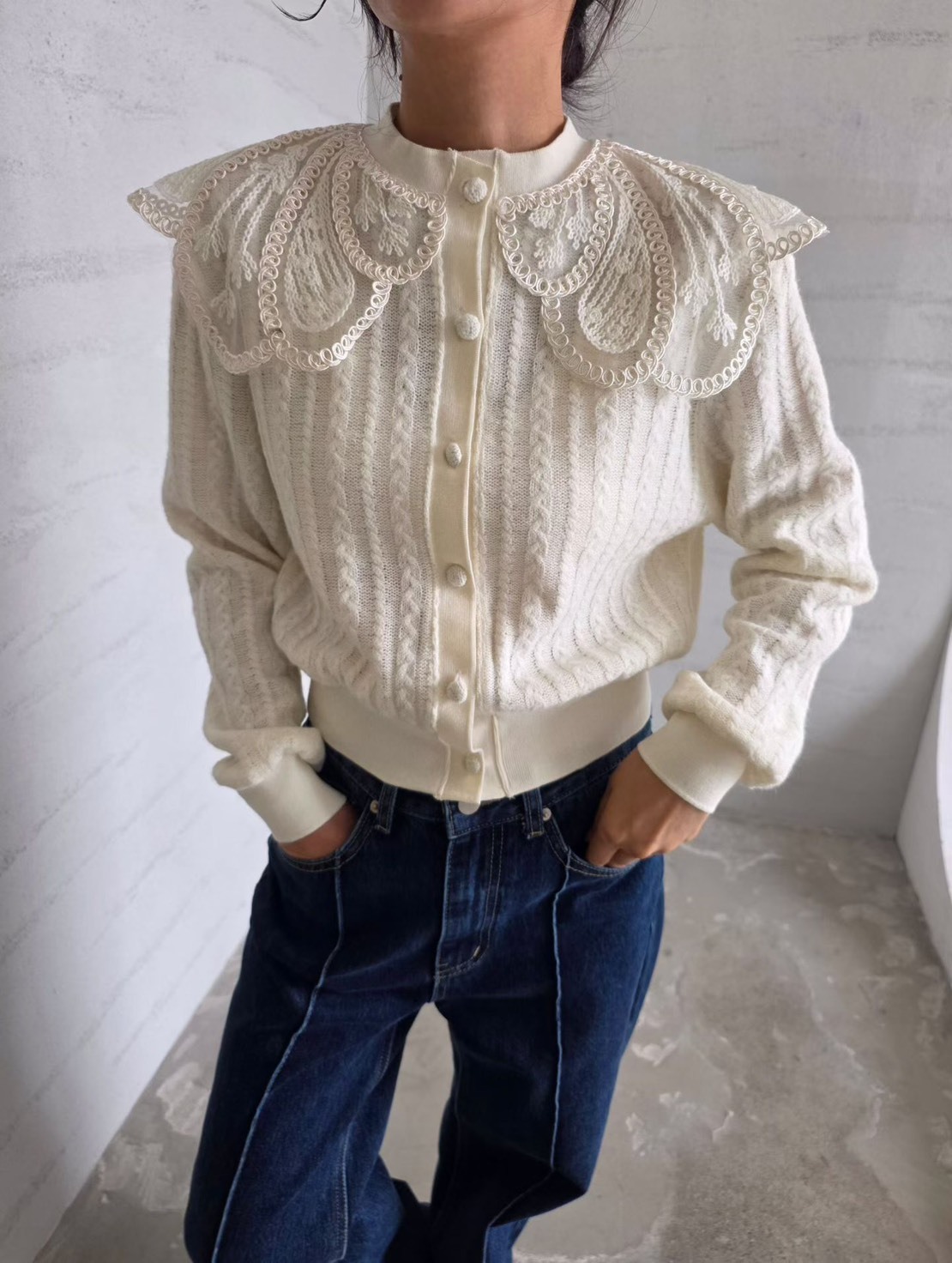 蕾絲水滴領針織衫