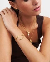 英國代購 FABLE ENGLAND Ivy Pearl T-Bar Bracelet 40688