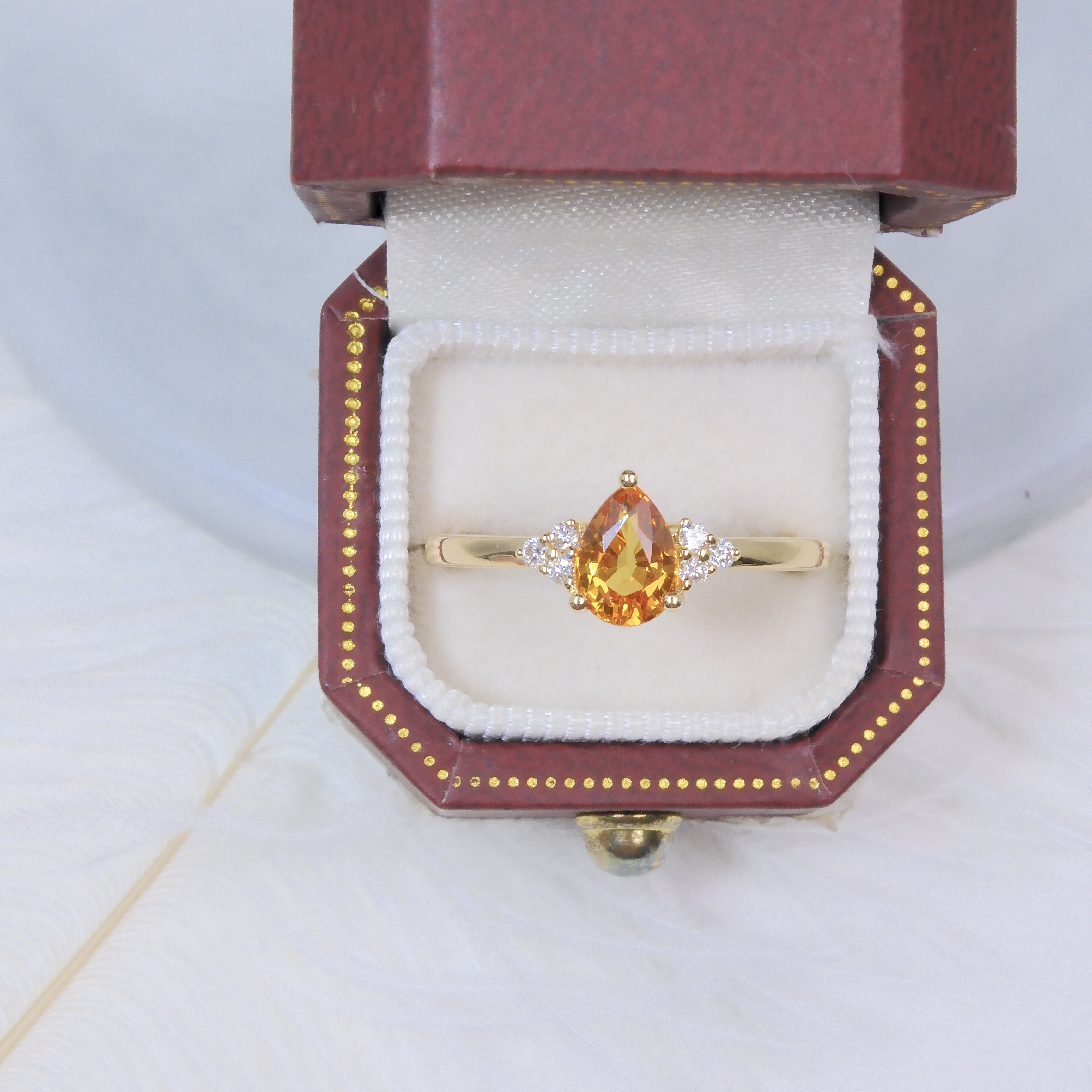 Bespoke 18K Gold 1.01ct Fancy Sapphire Ring (With Certificate)