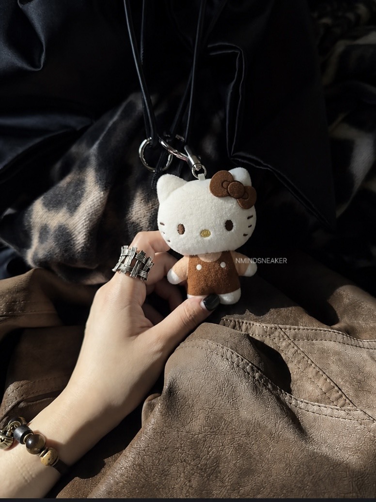 <日本限定🥟>Sanrio 三麗鷗 巧克力系列 迷你毛絨吊飾盲盒