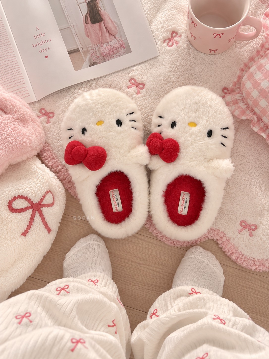 正版授權 SANRIO 三麗鷗 蝴蝶結 毛毛拖
