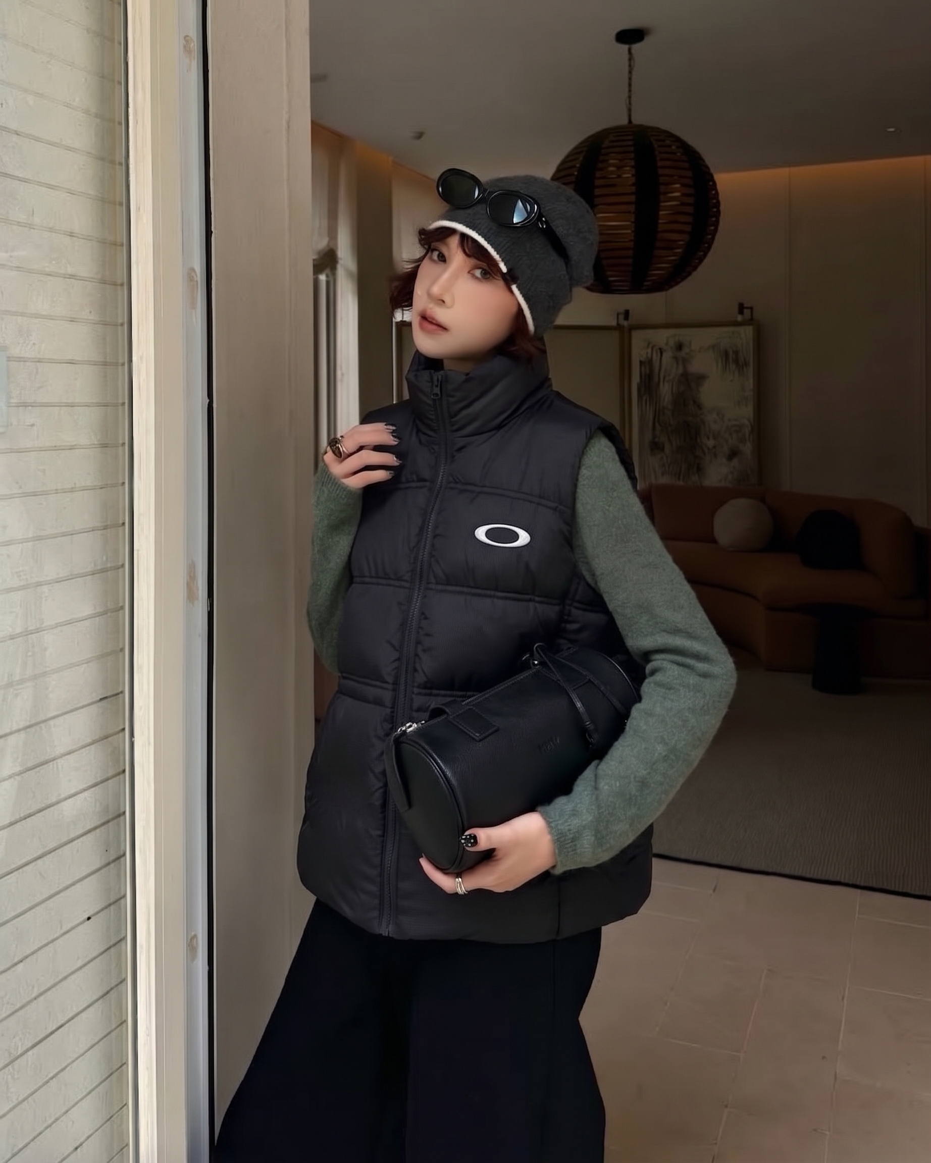 <超扯特價>Oakley Eehenze 防寒 防撥水 高機能 尼龍 鋪棉 背心 黑