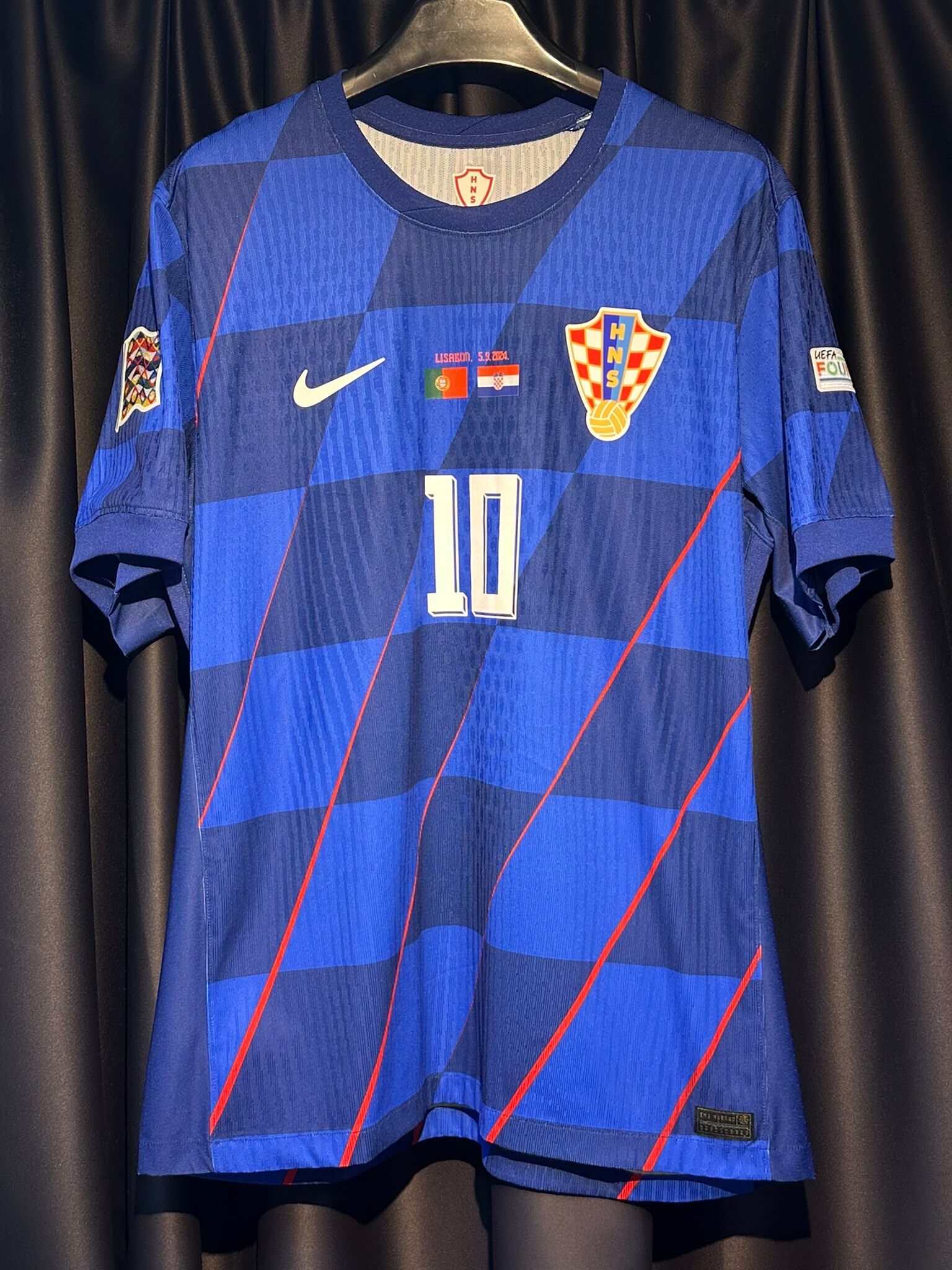 2024  克羅地亞 作客球員版 #10 MODRIC  (USED , 9/10 )