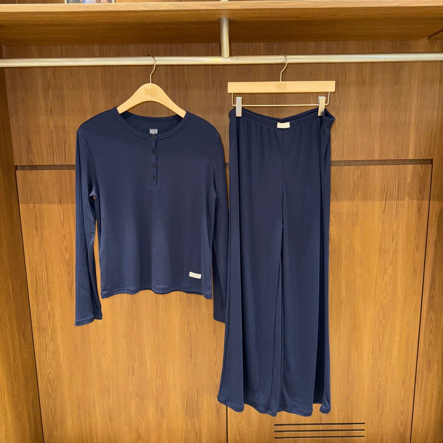 香港$700!!連線入code再減😱!! MARITHE FRANCOIS GIRBAUD (MFG)｜MFG46FUS101 W POINTELLE LONG SLEEVE LOUNGE SET [2 colors] M354